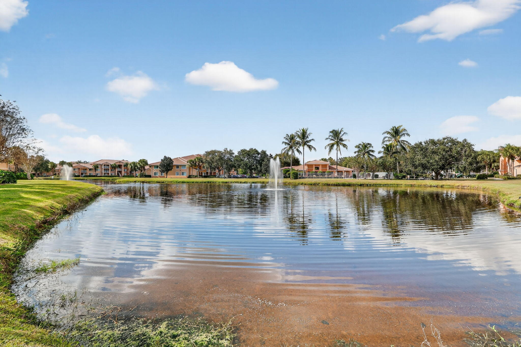 THE CLUB AT ST LUCIE WEST, A CONDOMINIUM - Residential Lease