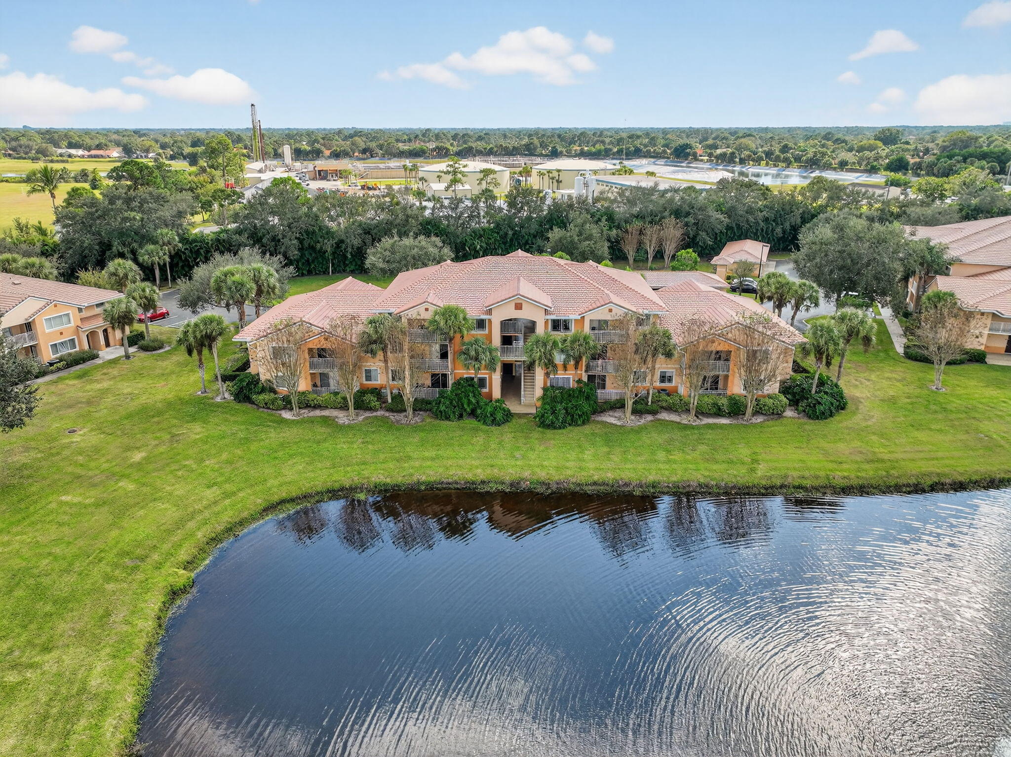 THE CLUB AT ST LUCIE WEST, A CONDOMINIUM - Residential Lease