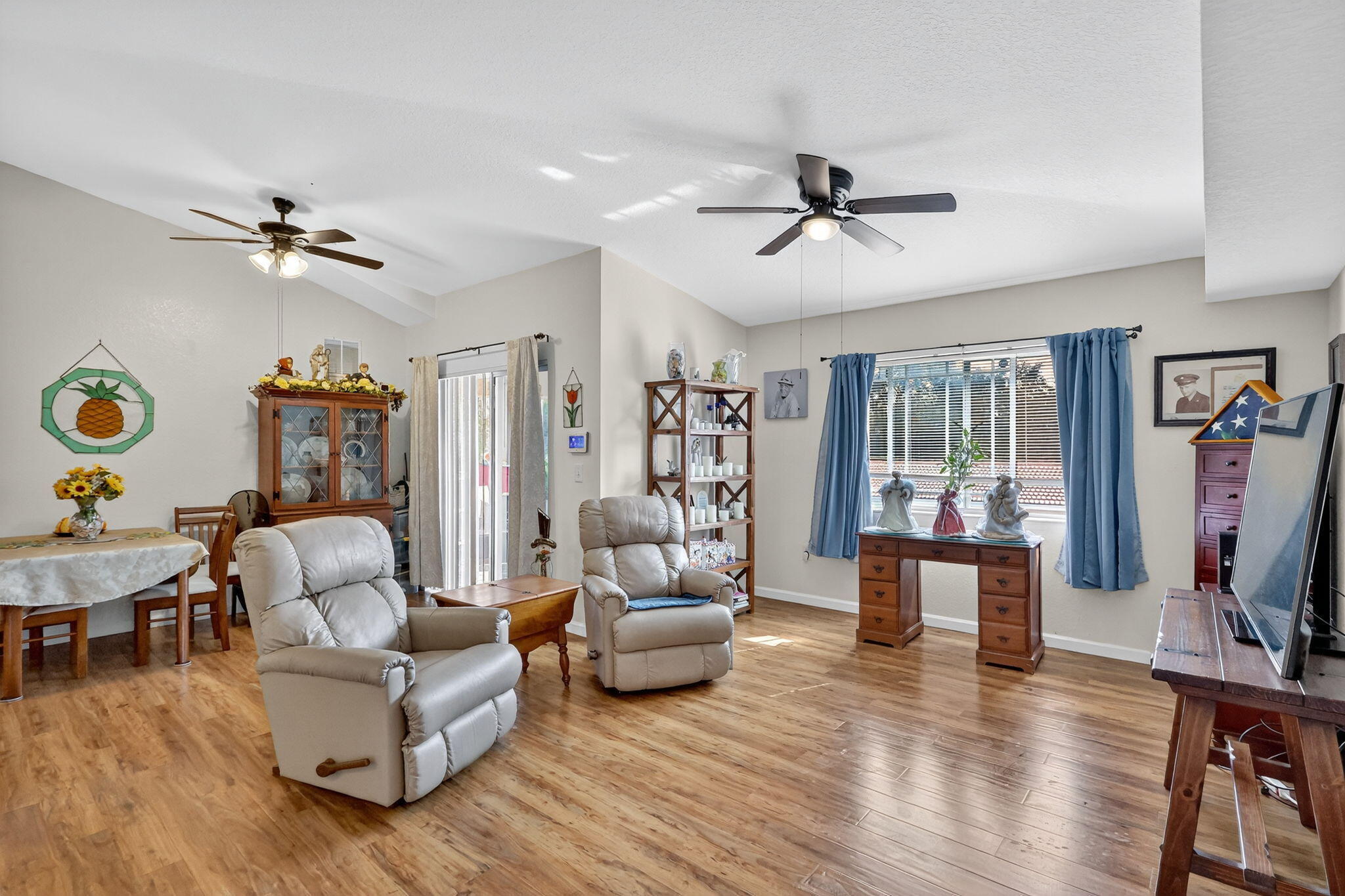 THE CLUB AT ST LUCIE WEST, A CONDOMINIUM - Residential Lease