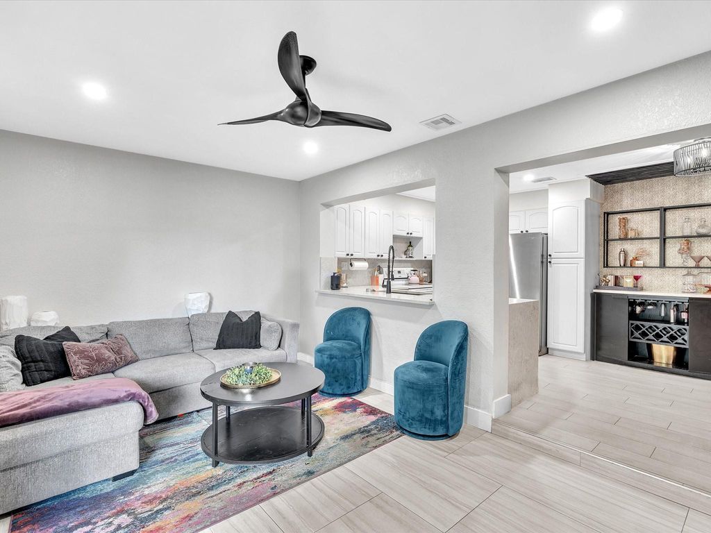 Photo of 8173 NW 66th Ter, Tamarac, FL 33321 (MLS # F10533948)