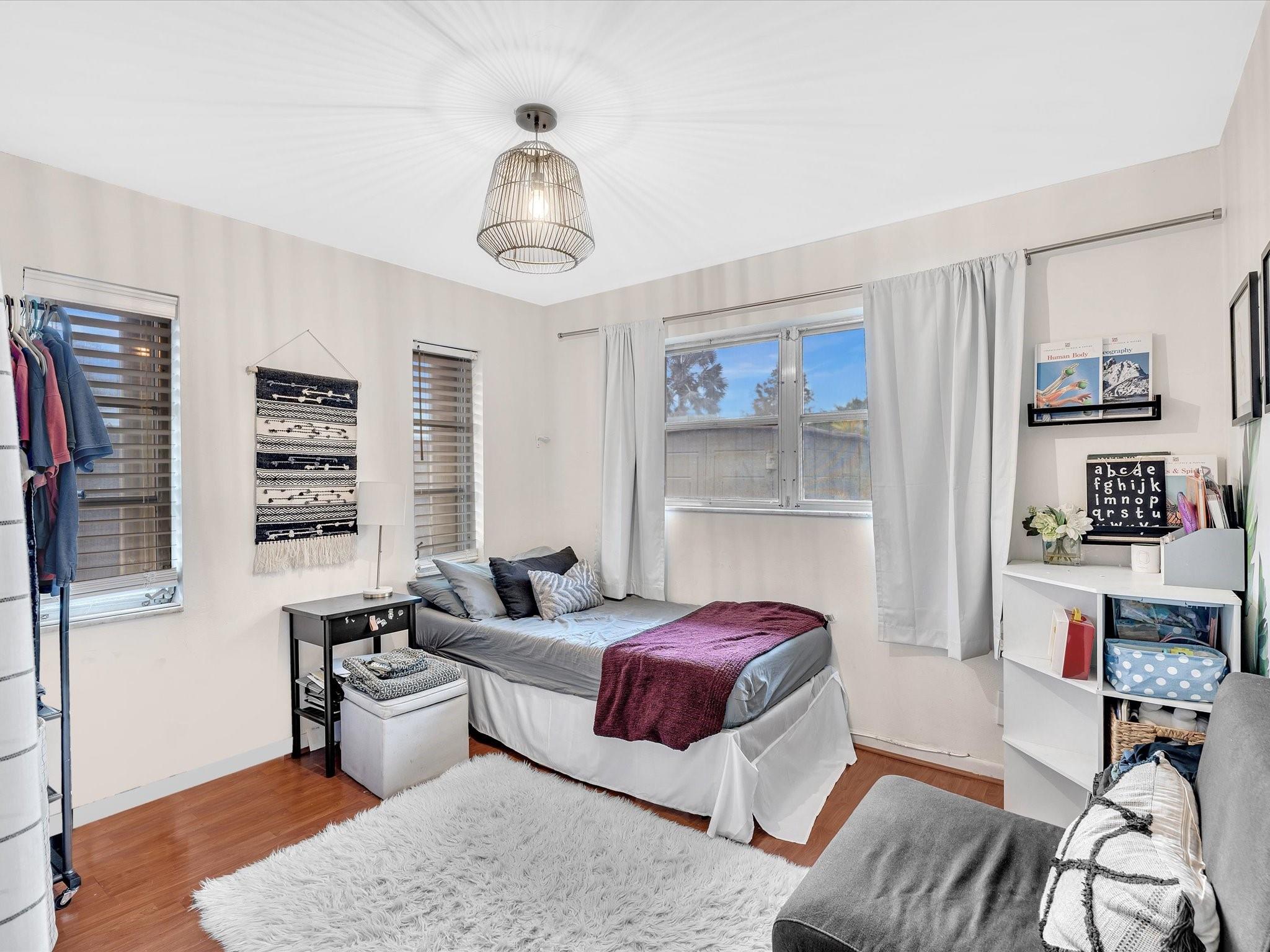 Sunflower 76-32 B - Residential