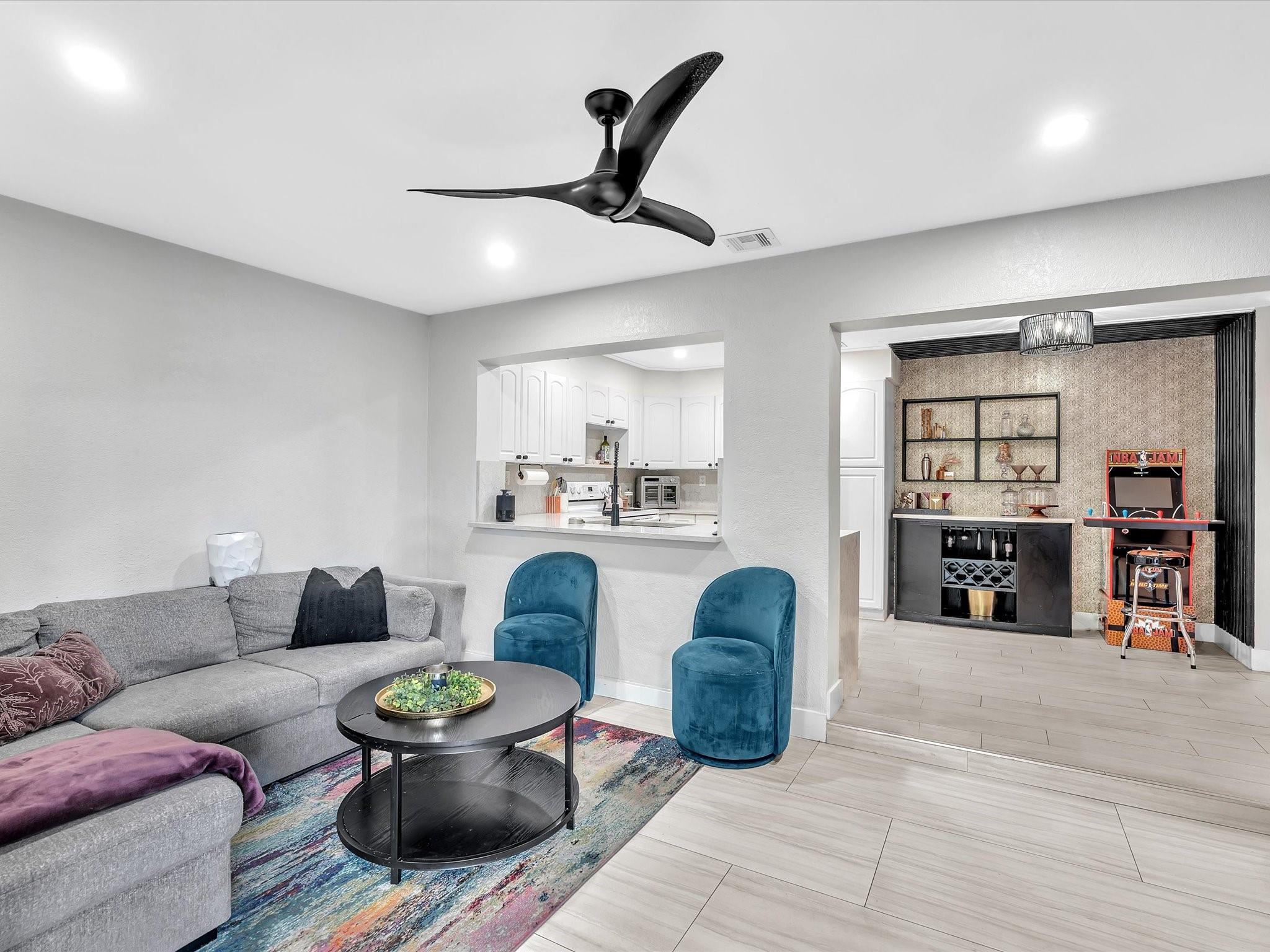 Sunflower 76-32 B - Residential