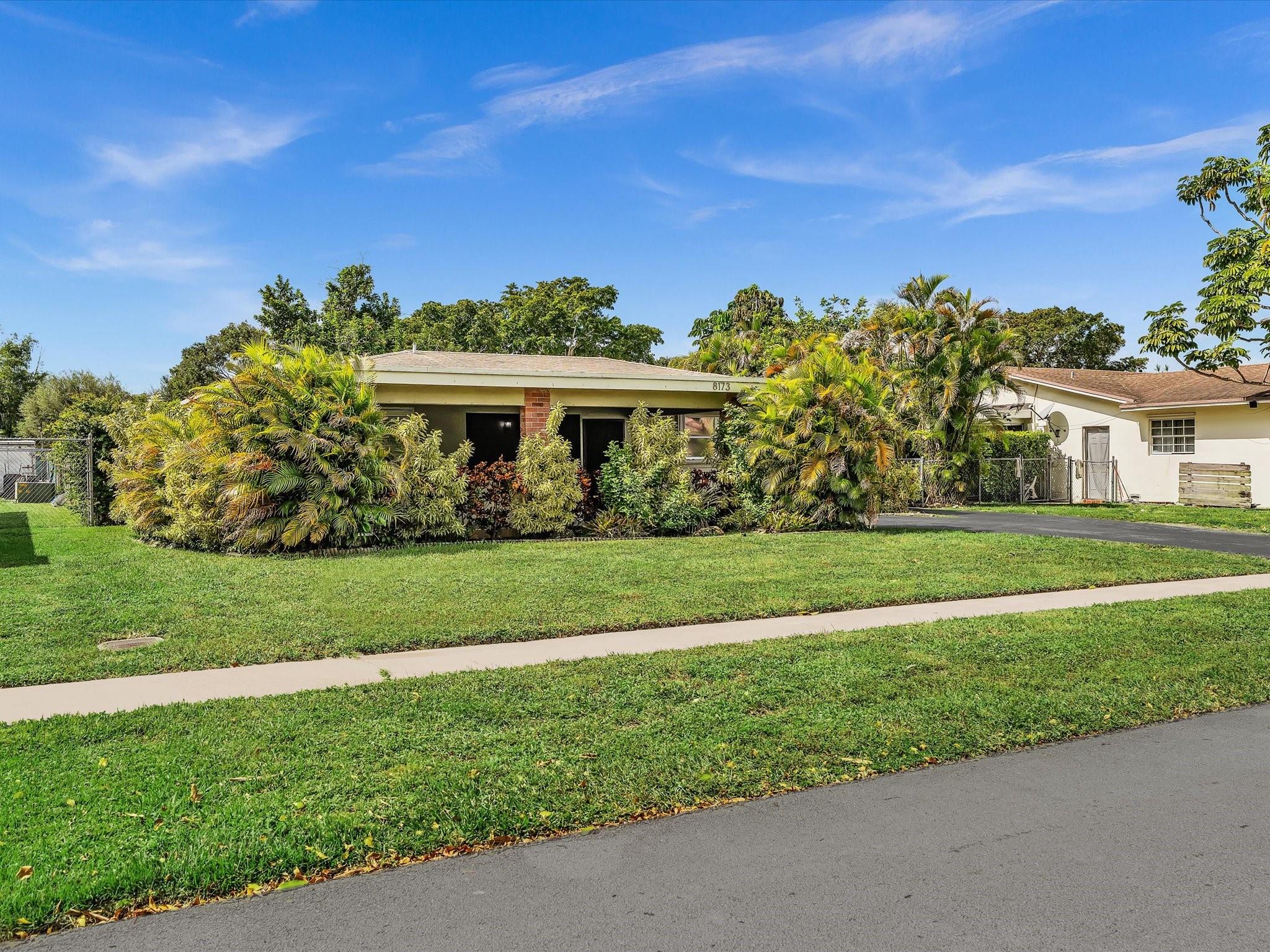 Sunflower 76-32 B - Residential