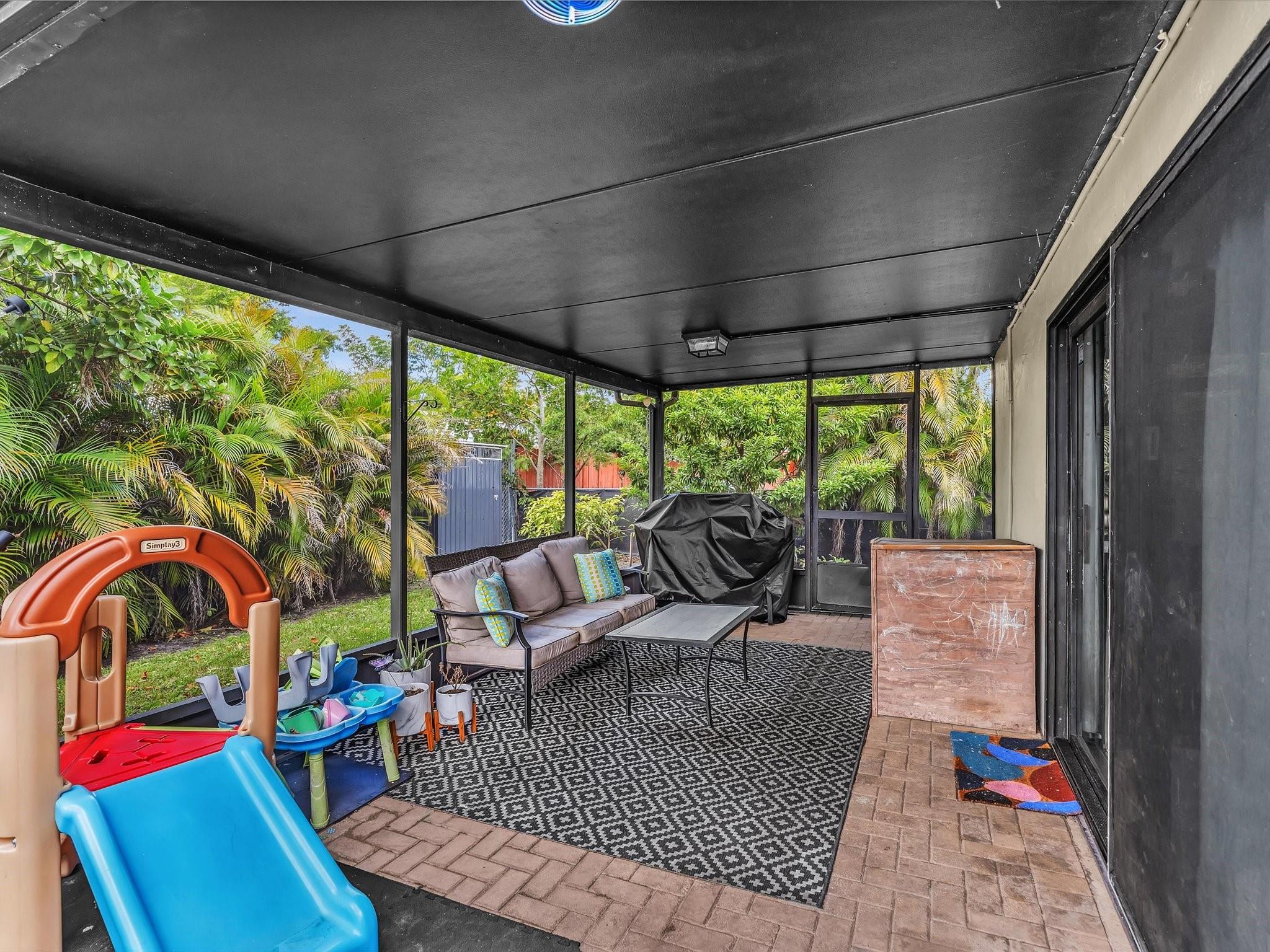 Sunflower 76-32 B - Residential