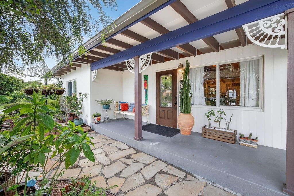 Photo of 1507 SW 18th Ave, Fort Lauderdale, FL 33312 (MLS # F10541805)