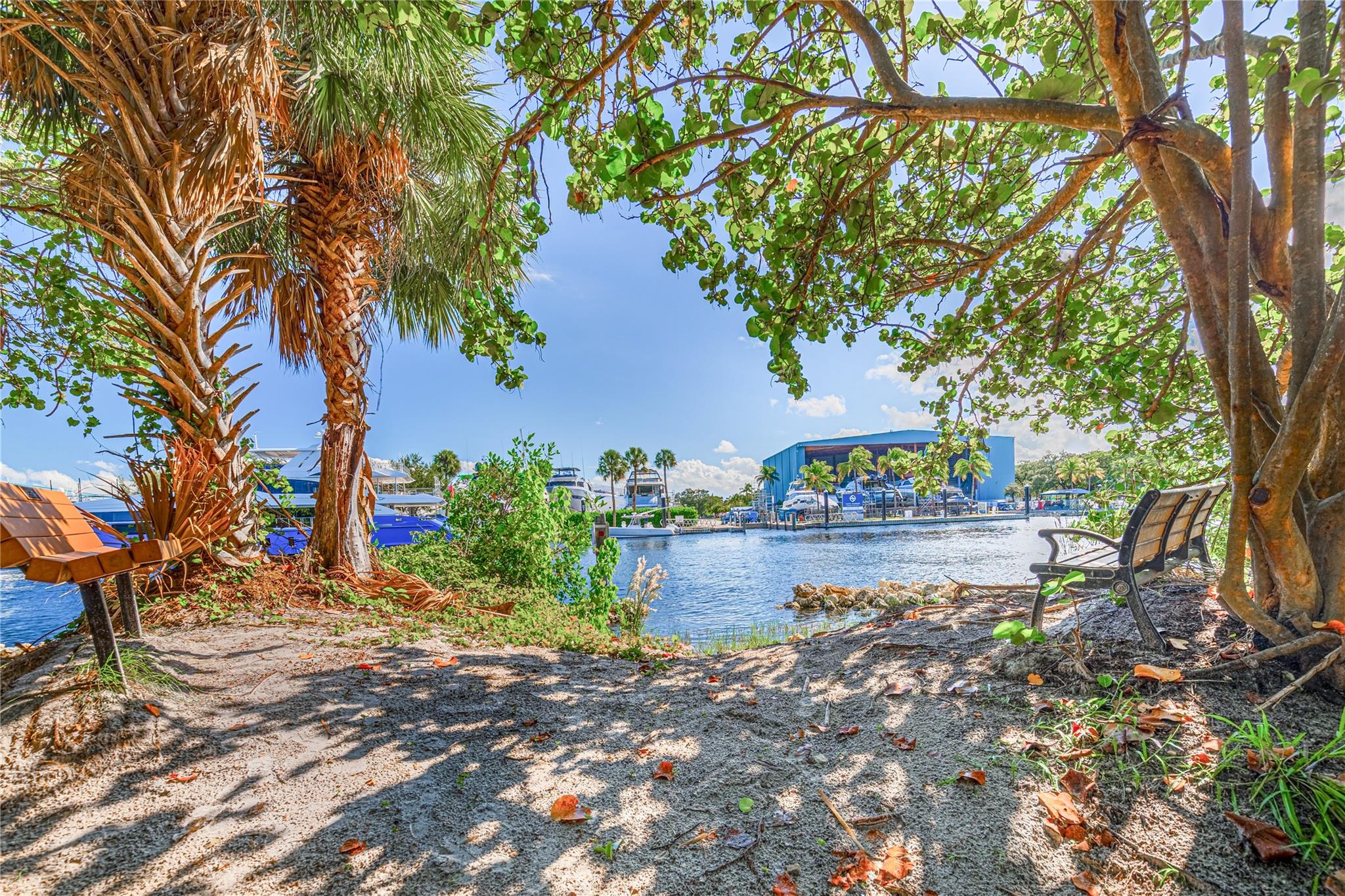 Shady Banks & Lauderdale - Residential