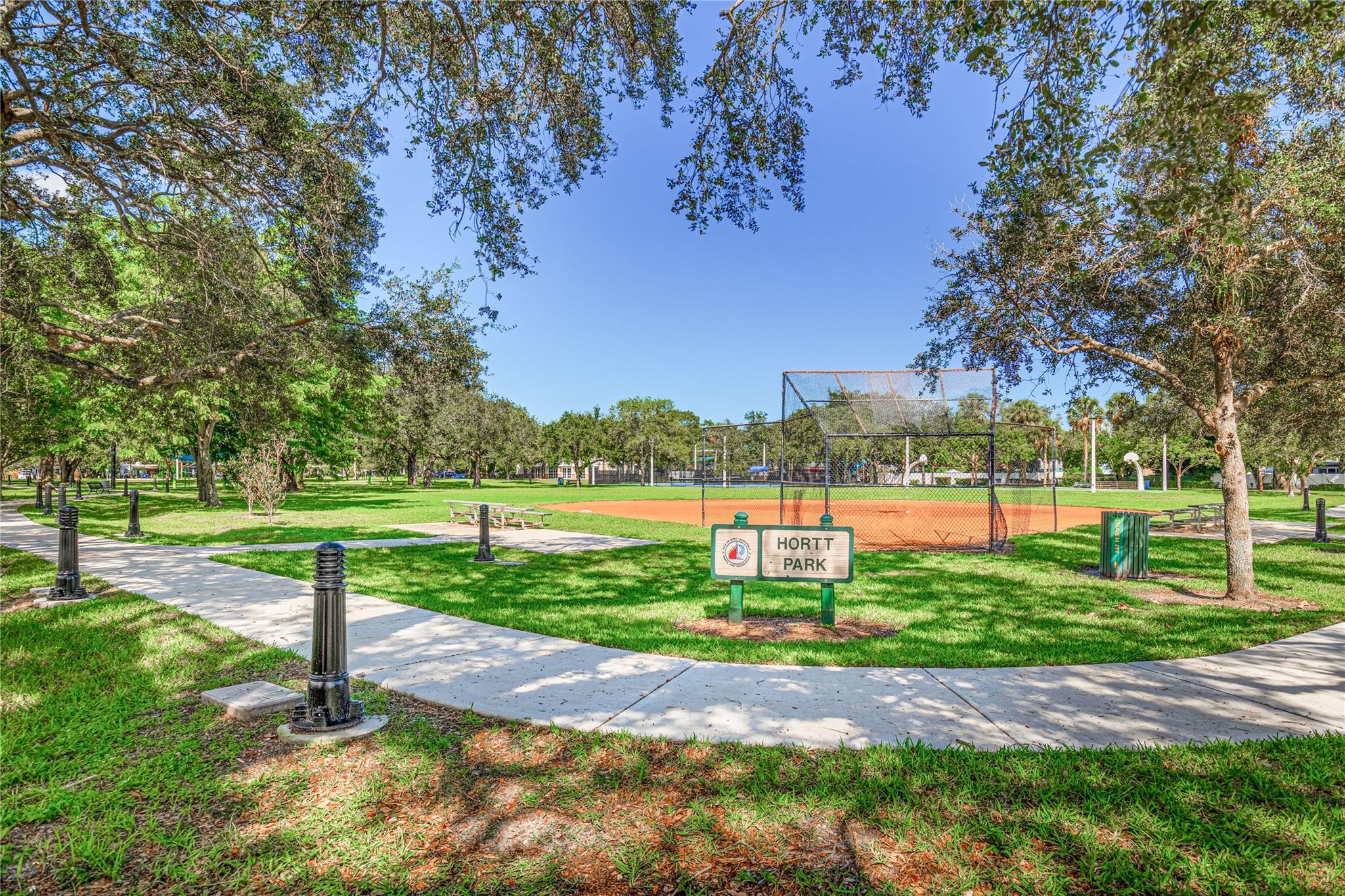 Shady Banks & Lauderdale - Residential