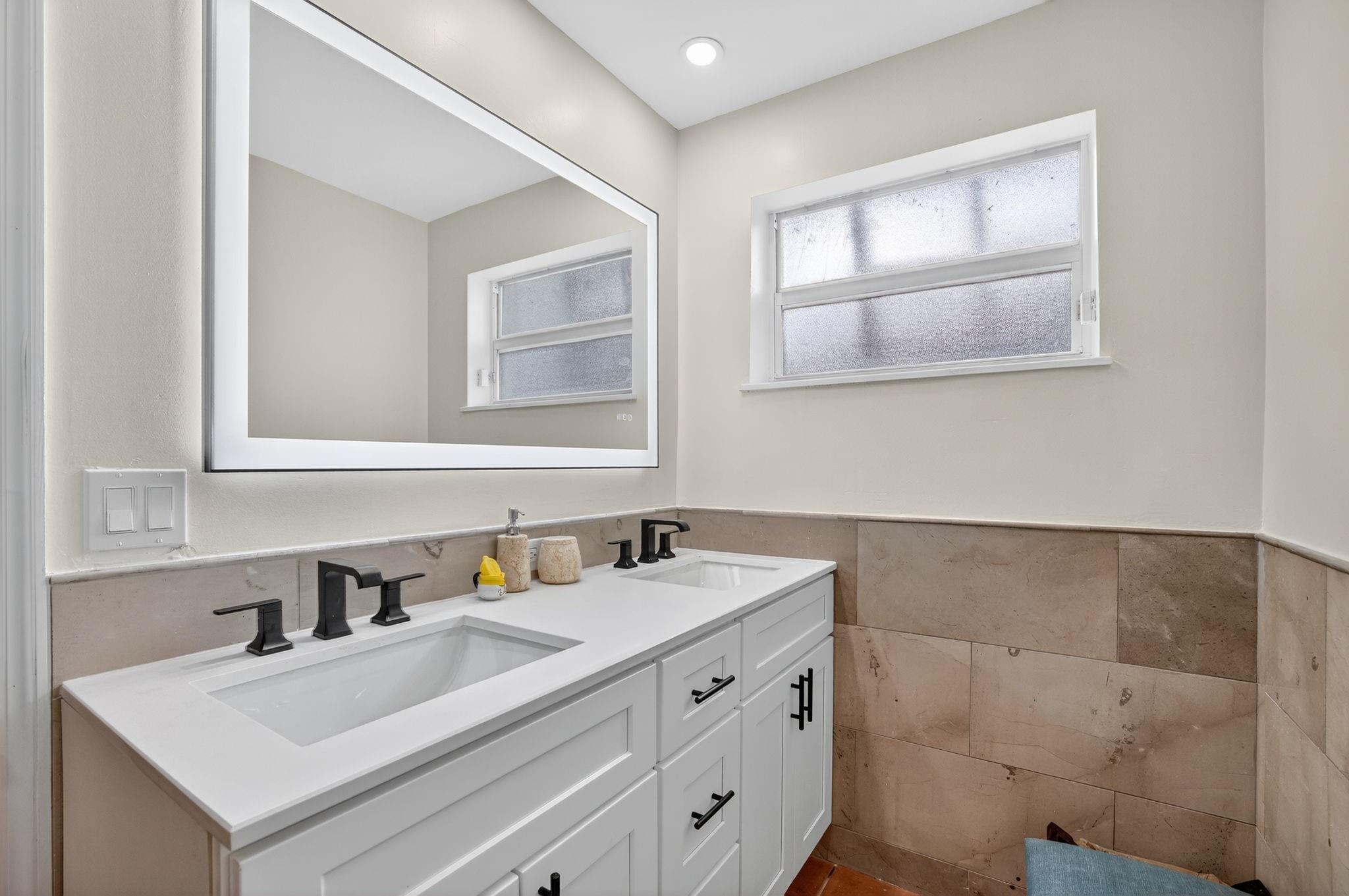 Shady Banks & Lauderdale - Residential