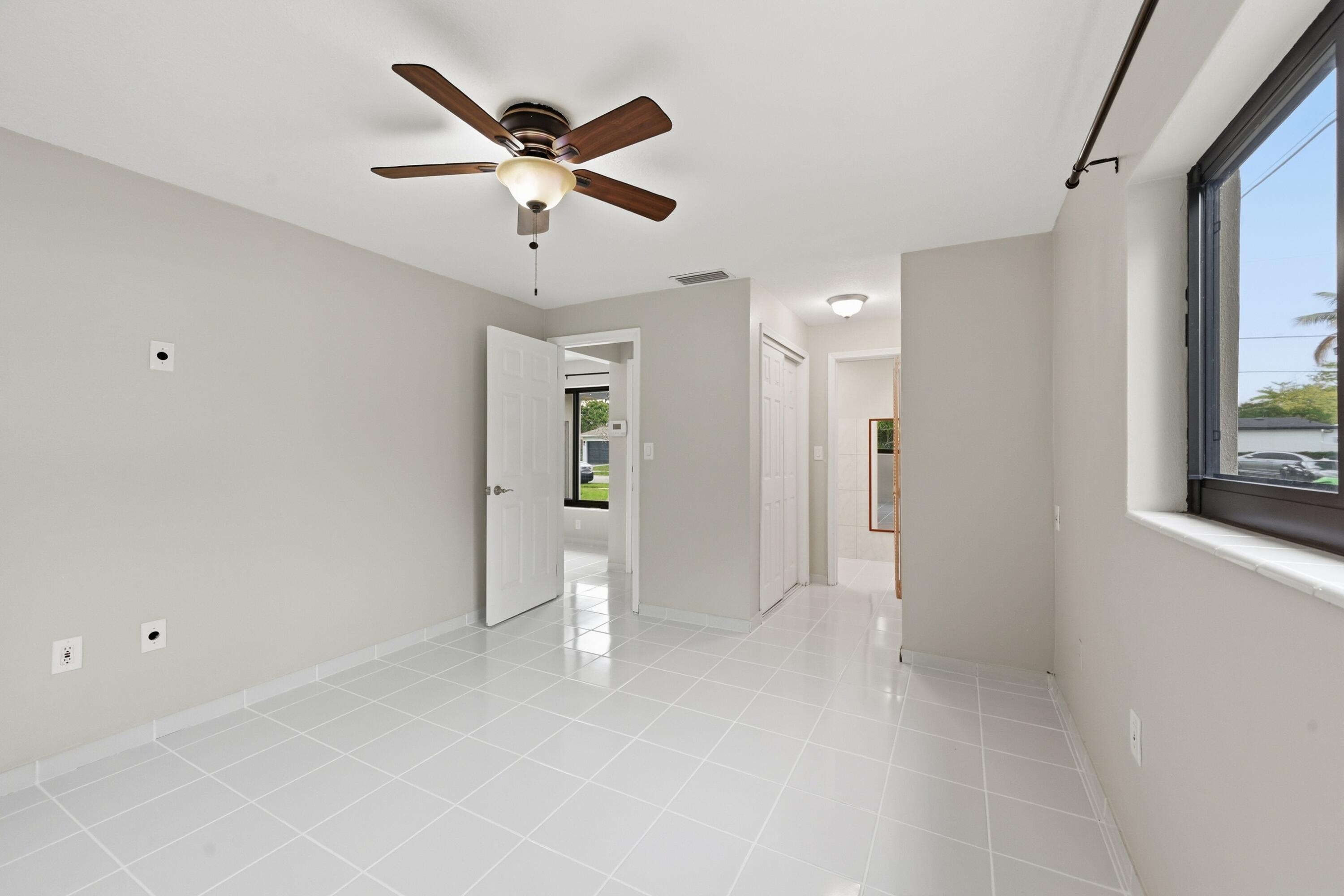 SUNRISE GOLF VILLAGE FIRST ADD - Residential