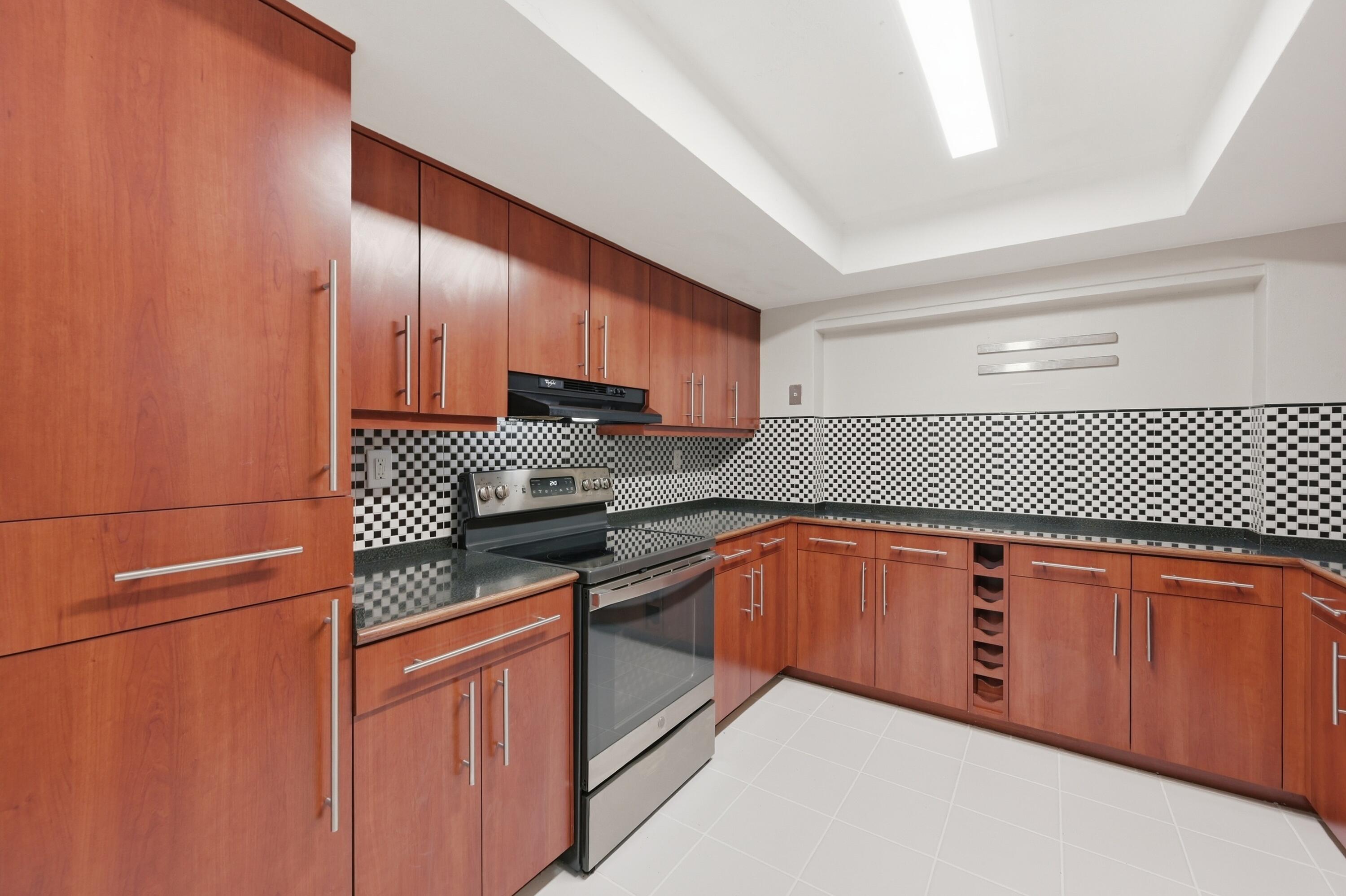 SUNRISE GOLF VILLAGE FIRST ADD - Residential