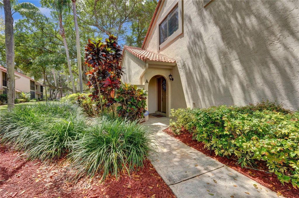 Photo of 5530 Coach House Circle #A, Boca Raton, FL 33486 (MLS # F10500381)