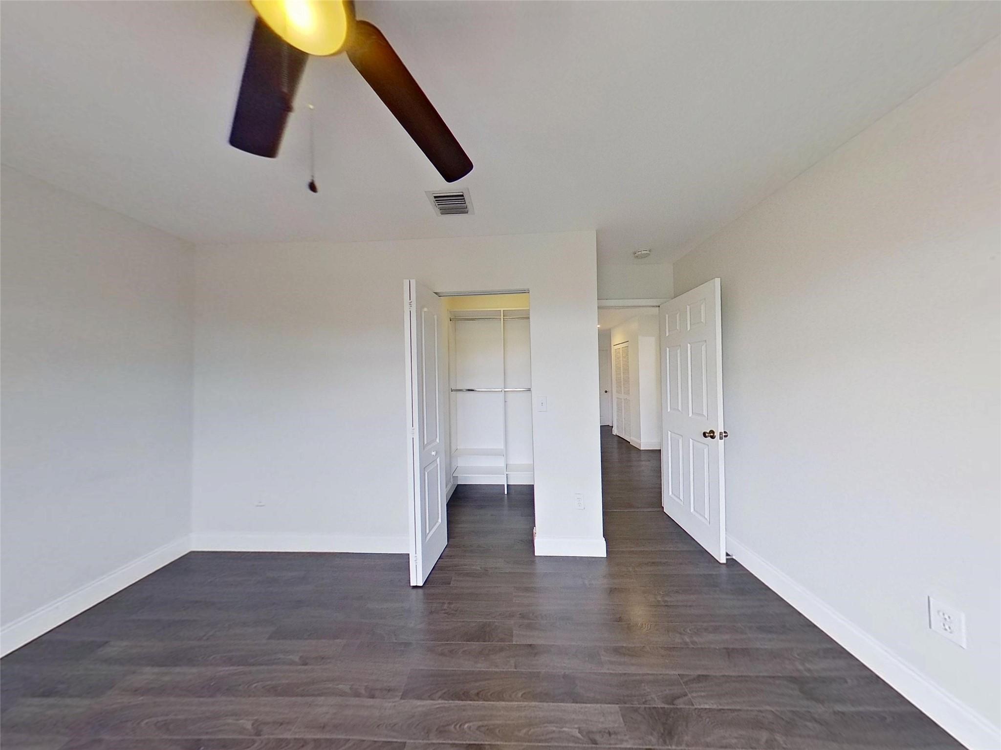 TOWNGATE-CHERRY BAY - Residential