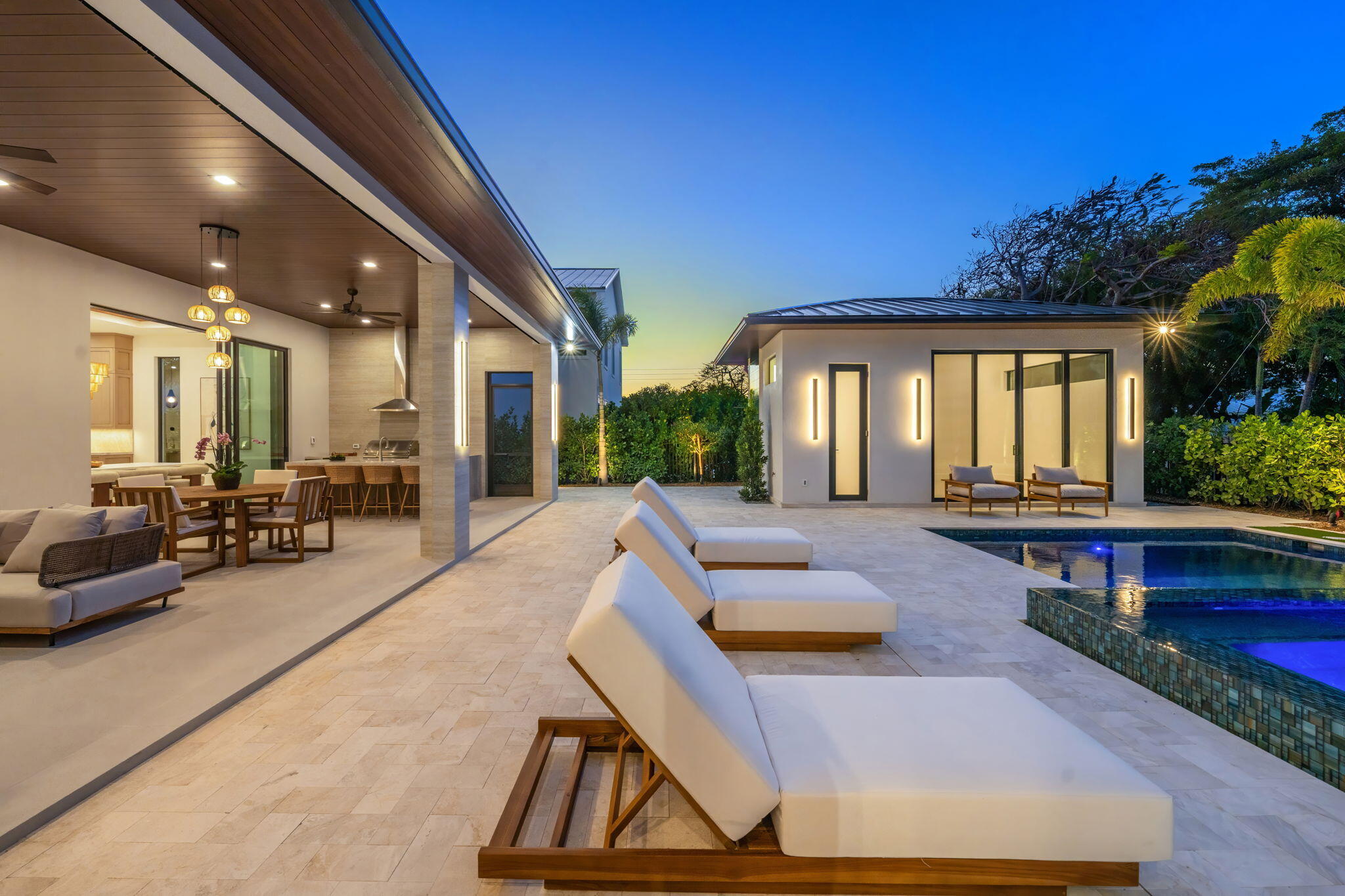 SEVILLE IN - Residential