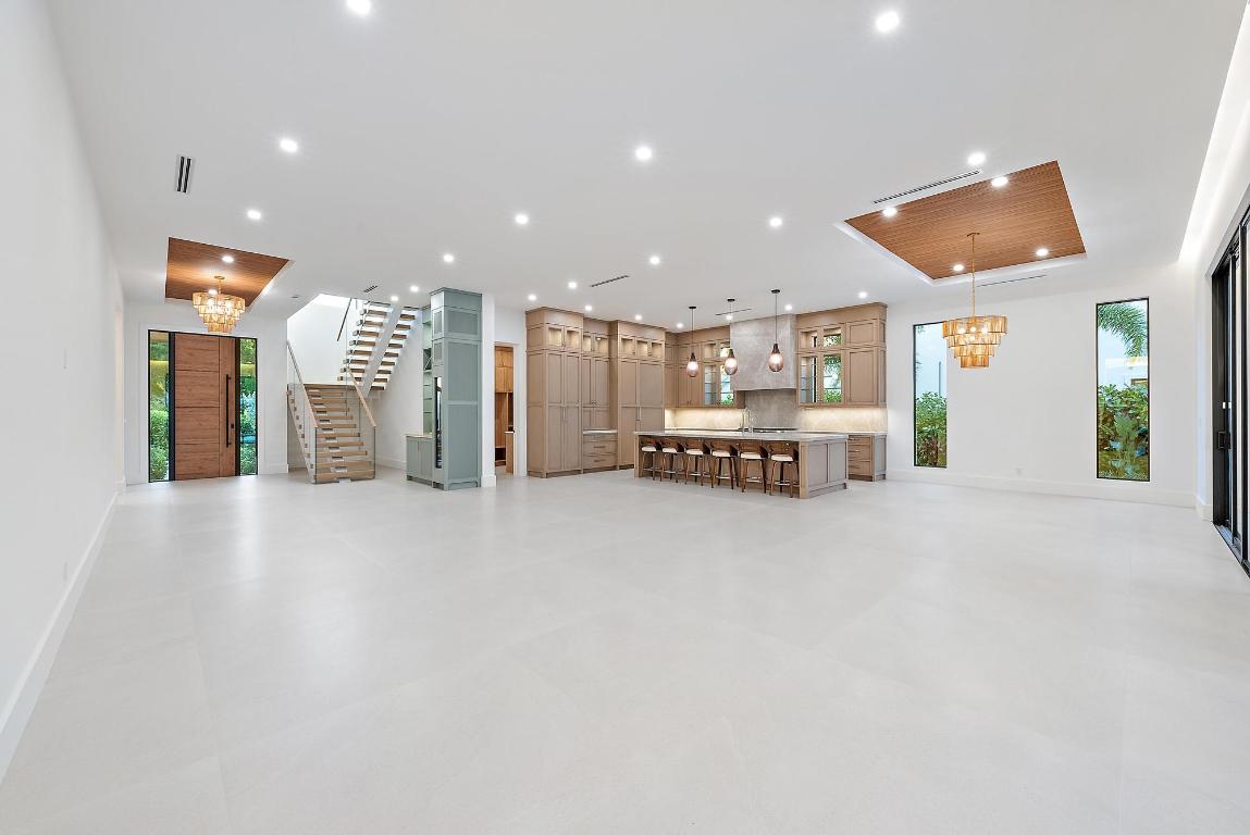 SEVILLE IN - Residential