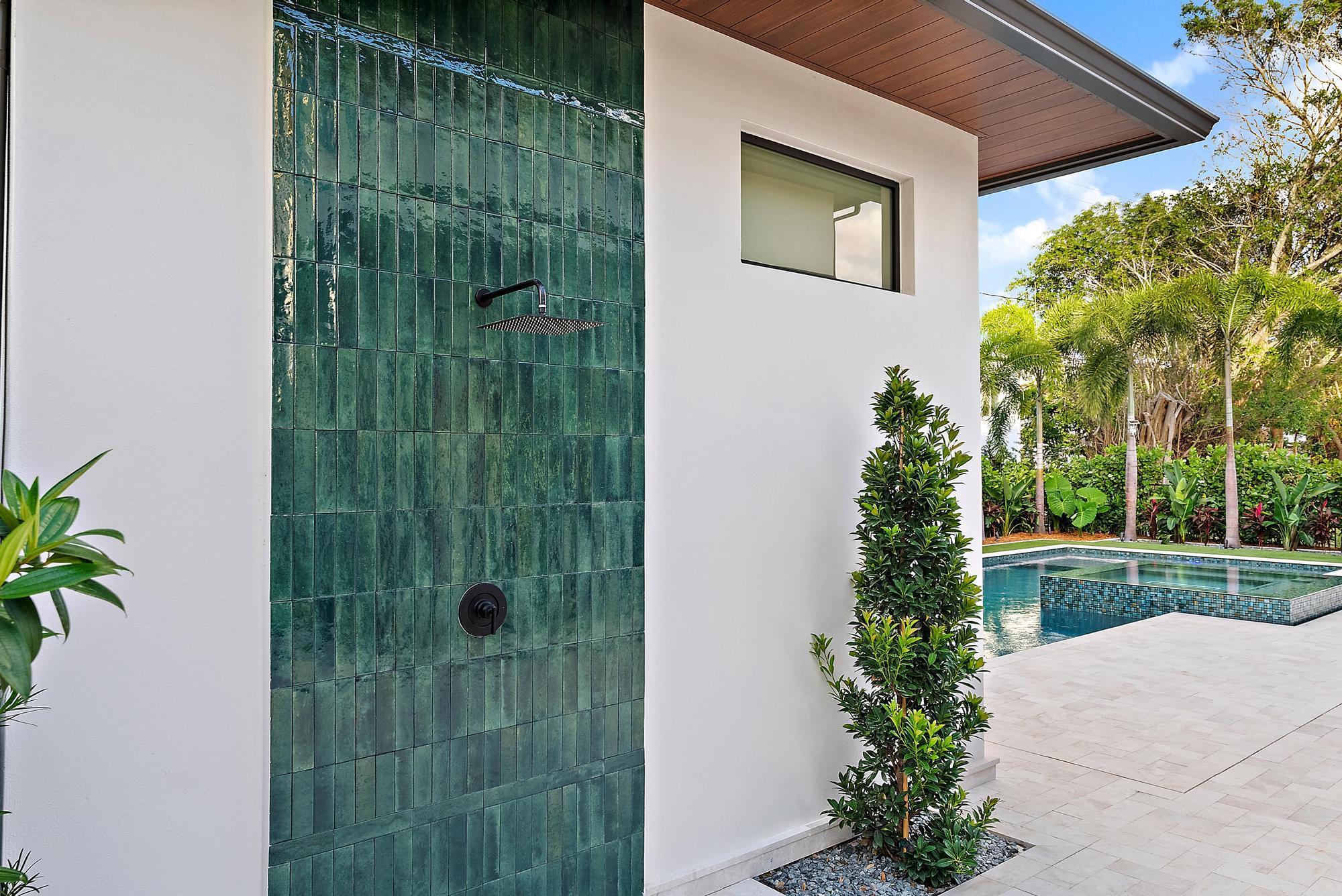 SEVILLE IN - Residential