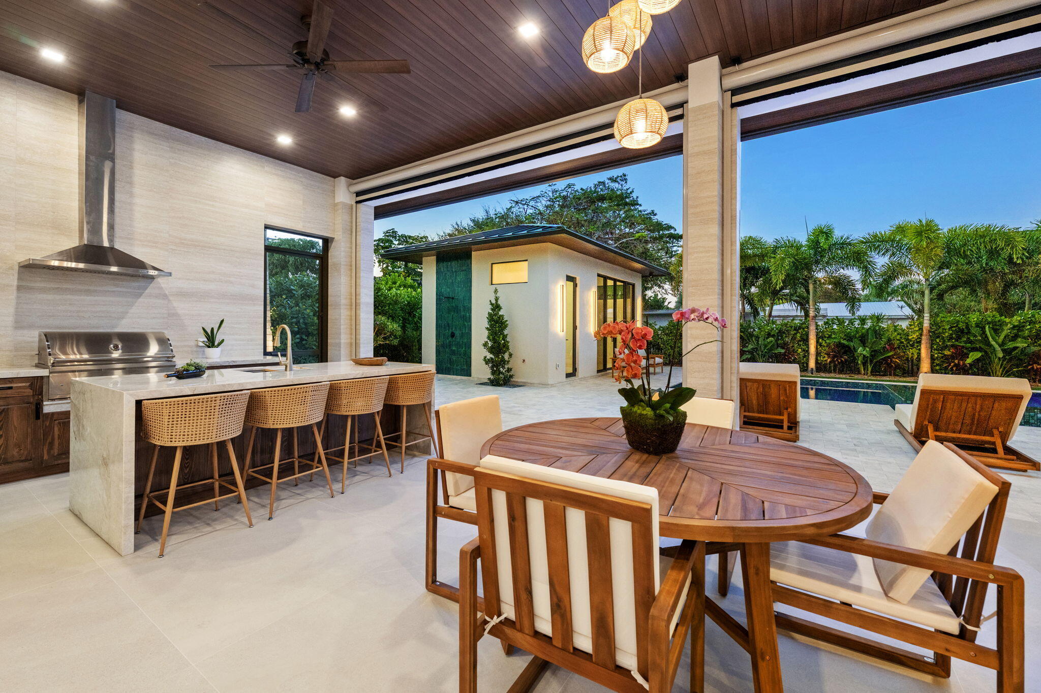 SEVILLE IN - Residential