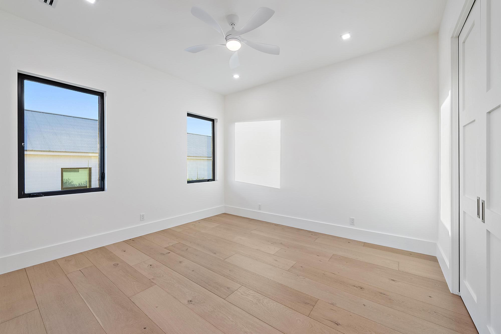 SEVILLE IN - Residential