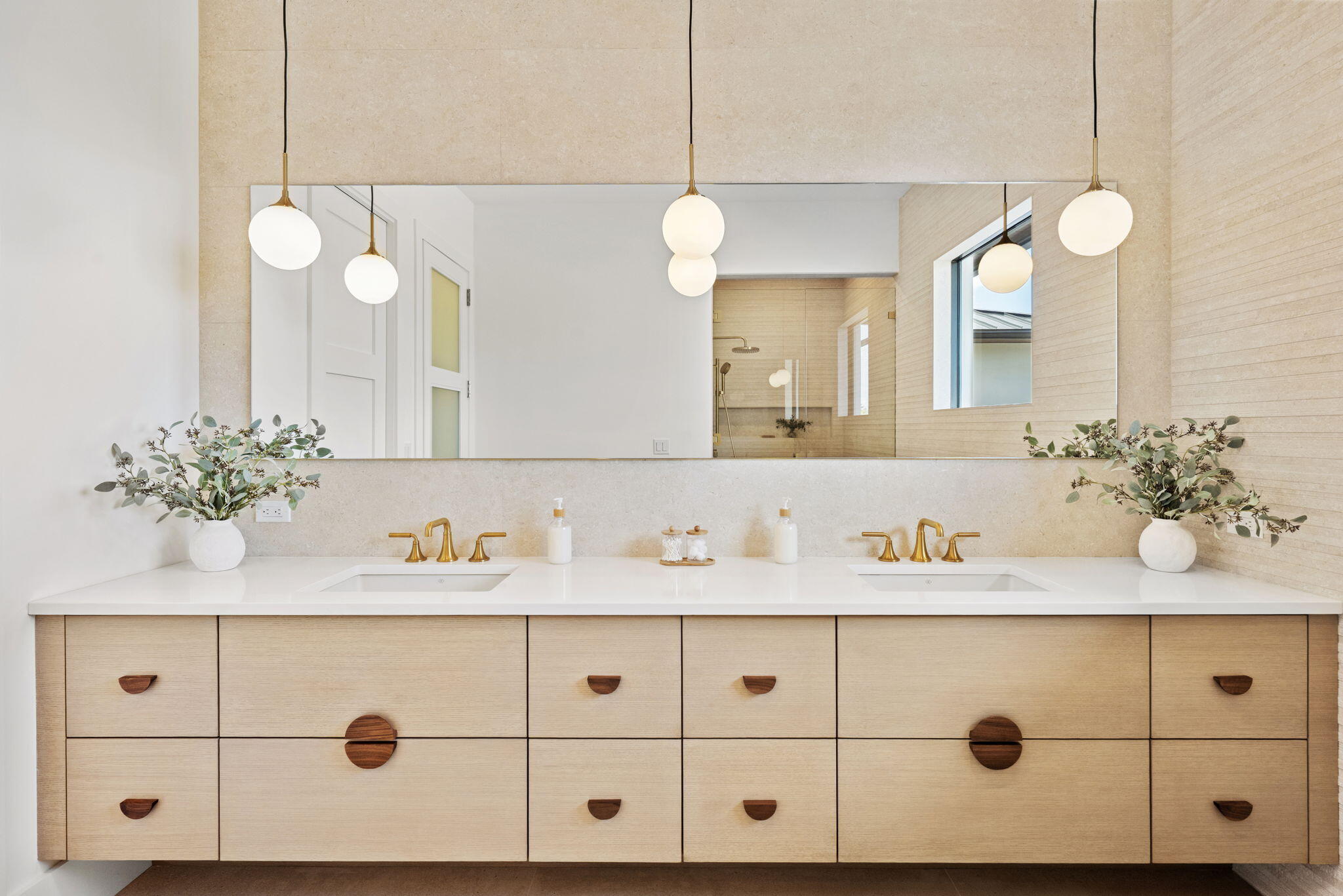 SEVILLE IN - Residential