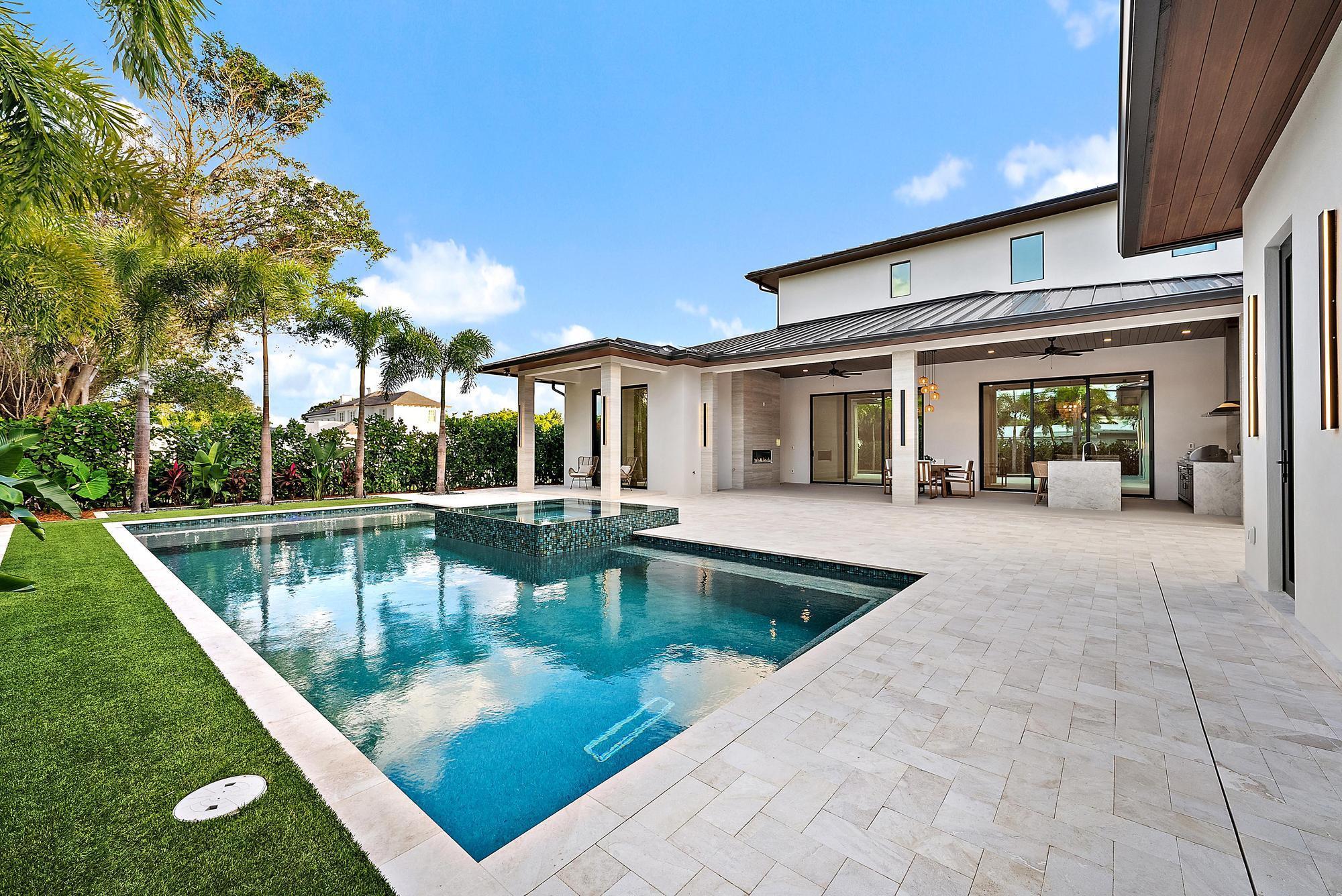 SEVILLE IN - Residential