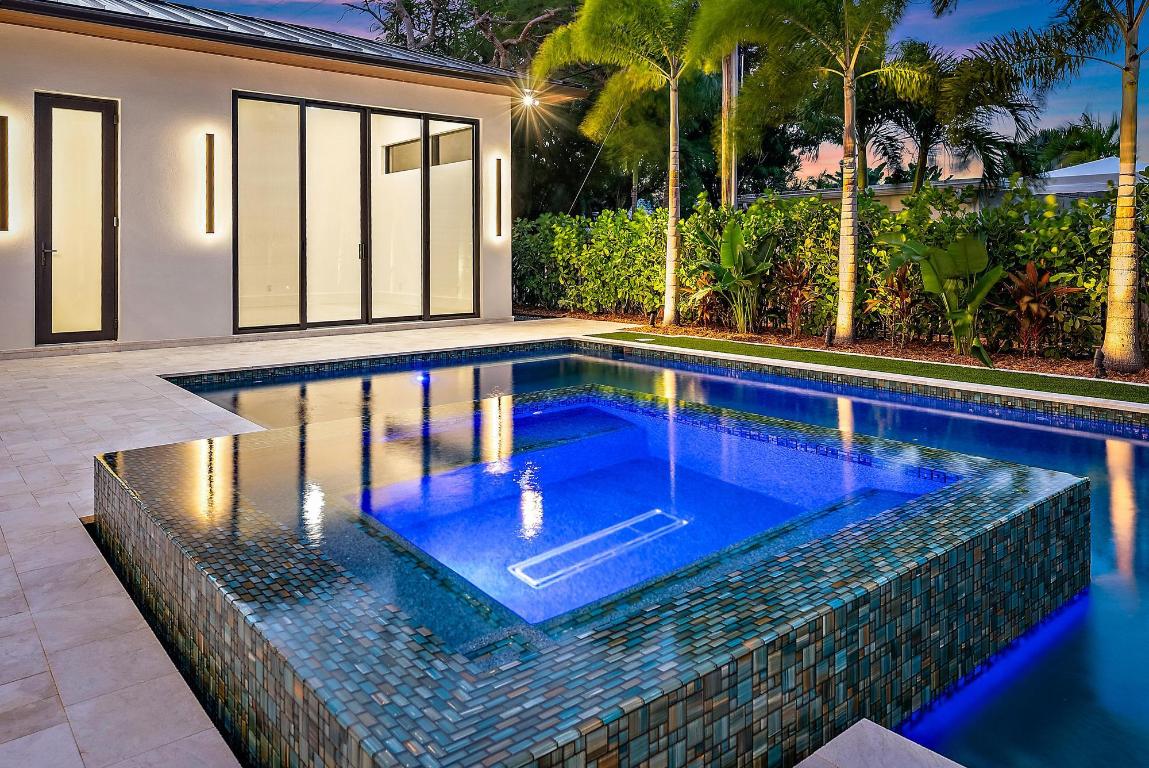 SEVILLE IN - Residential