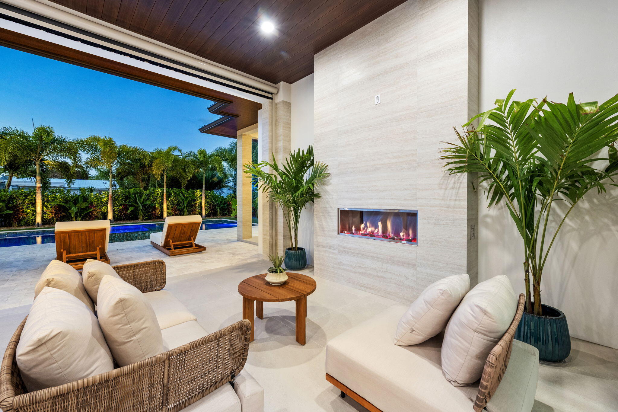 SEVILLE IN - Residential