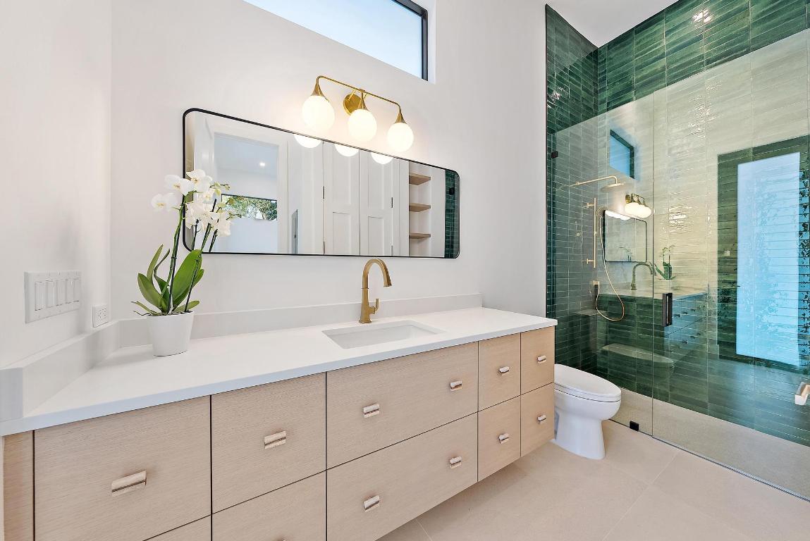 SEVILLE IN - Residential