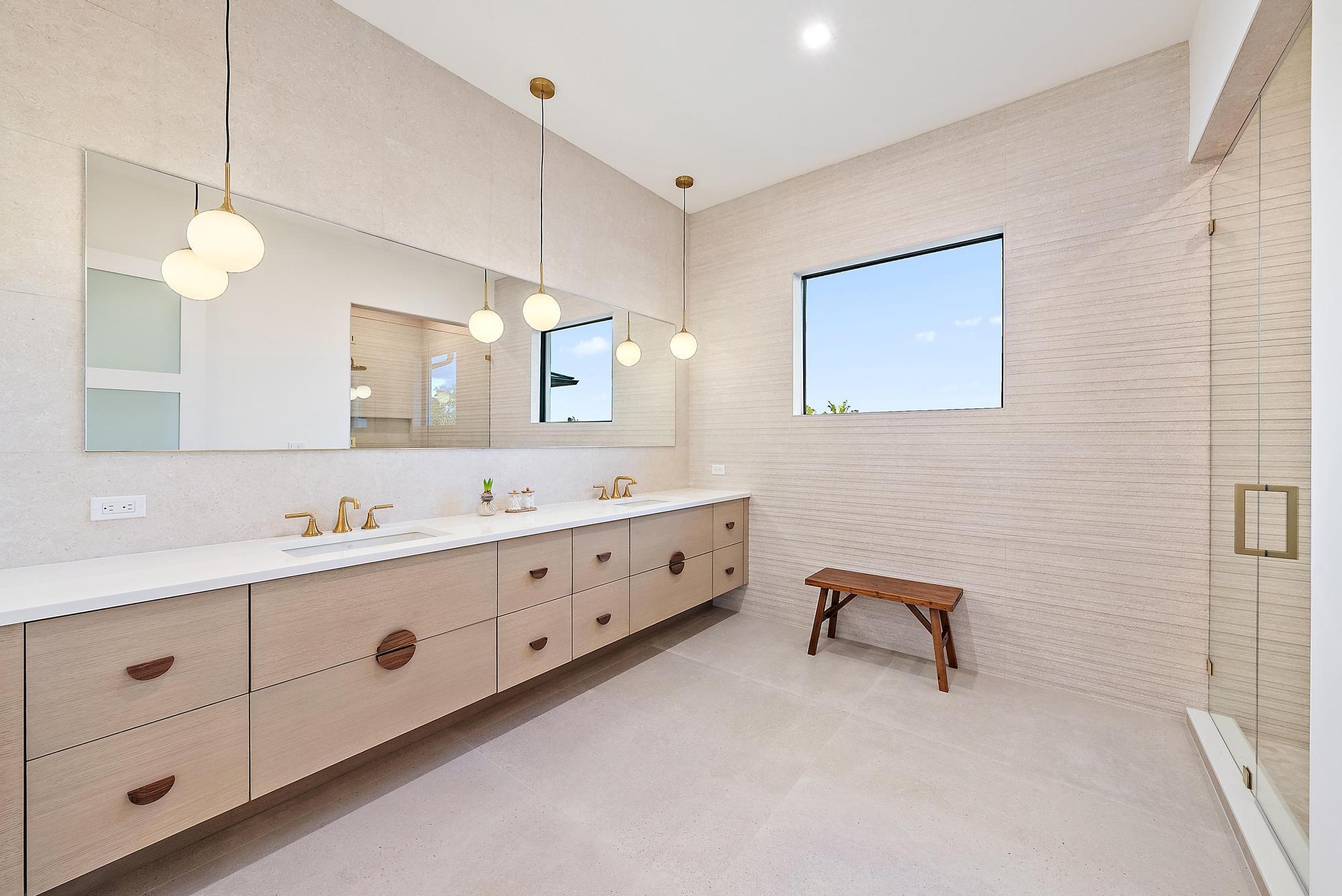 SEVILLE IN - Residential