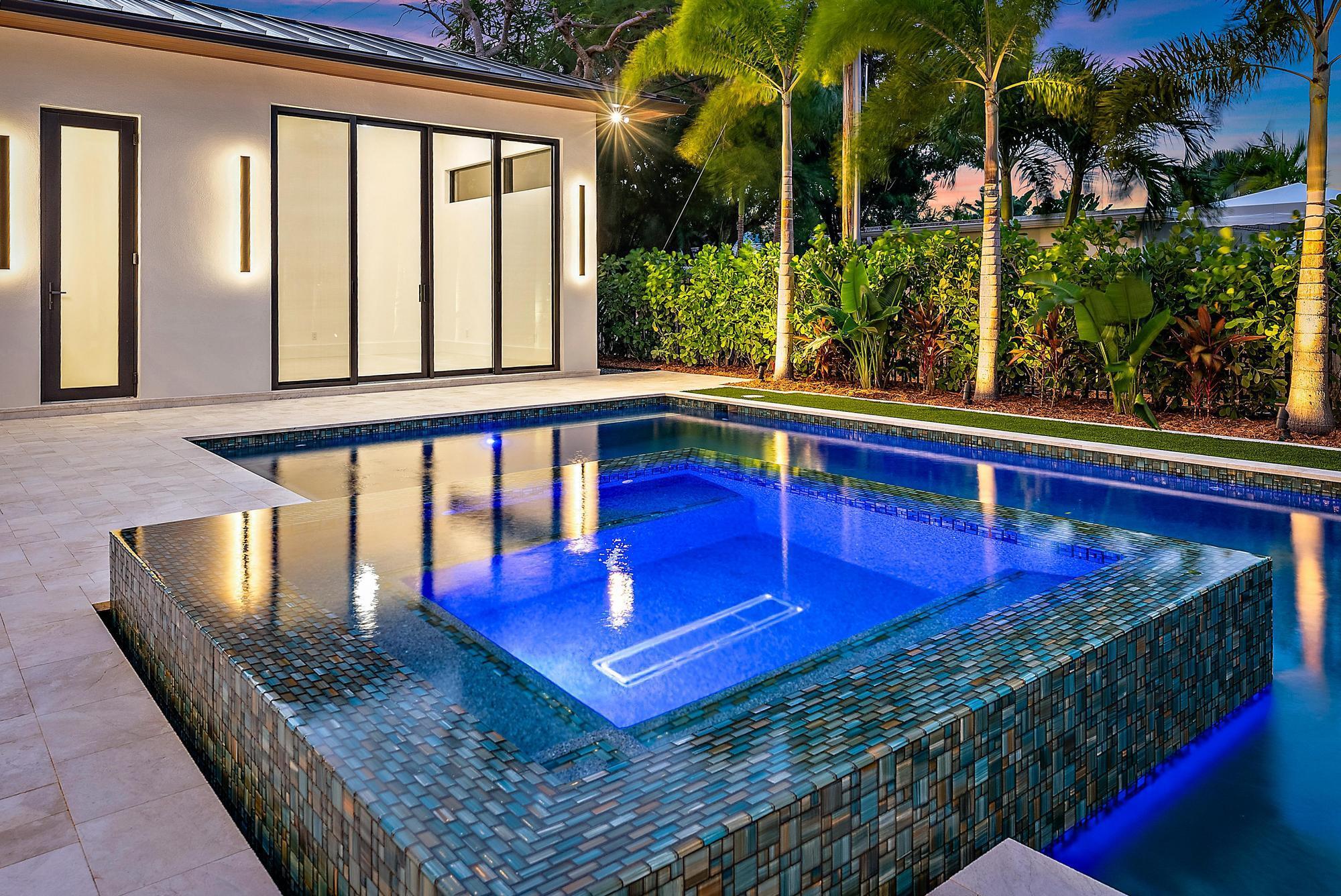 SEVILLE IN - Residential