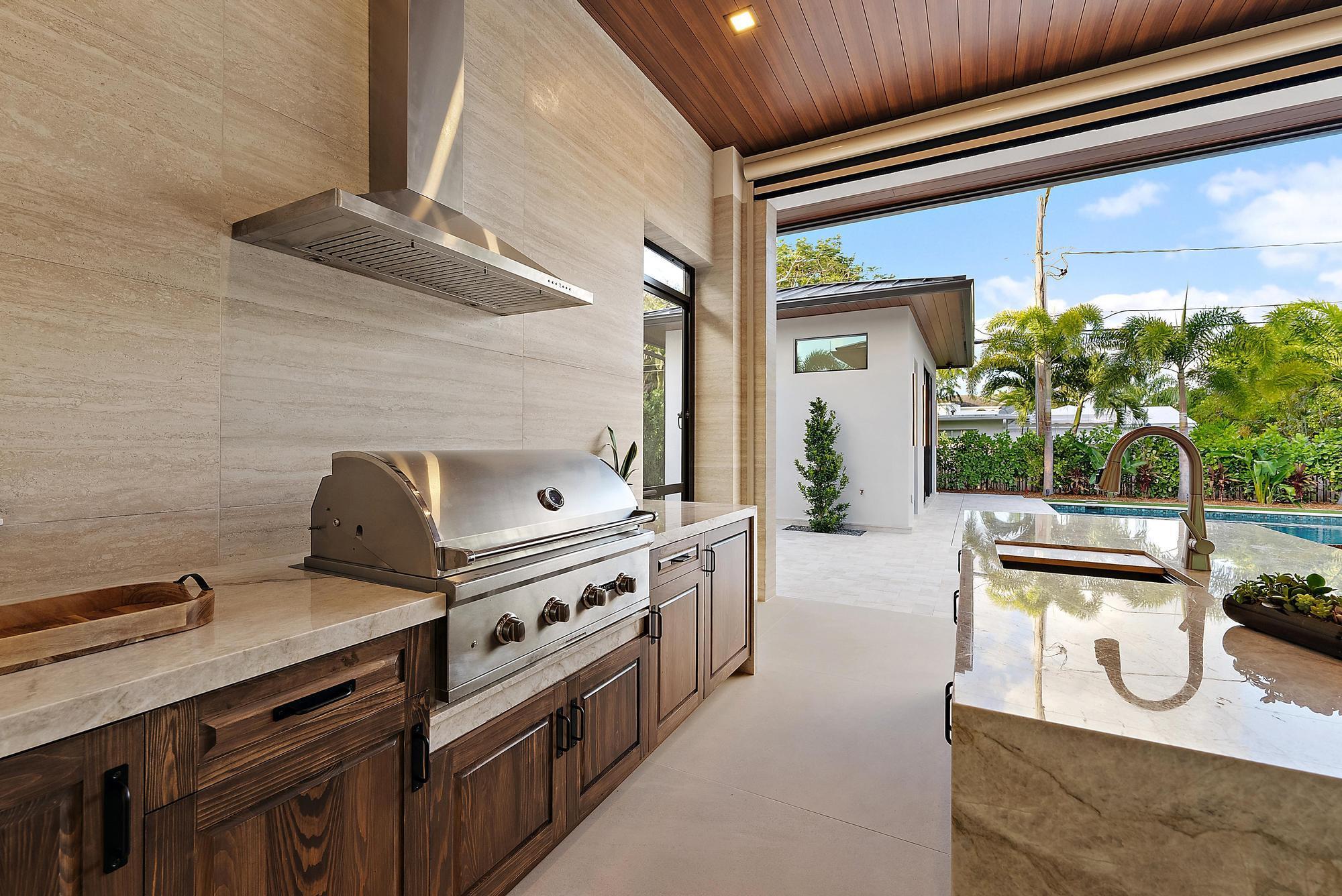 SEVILLE IN - Residential