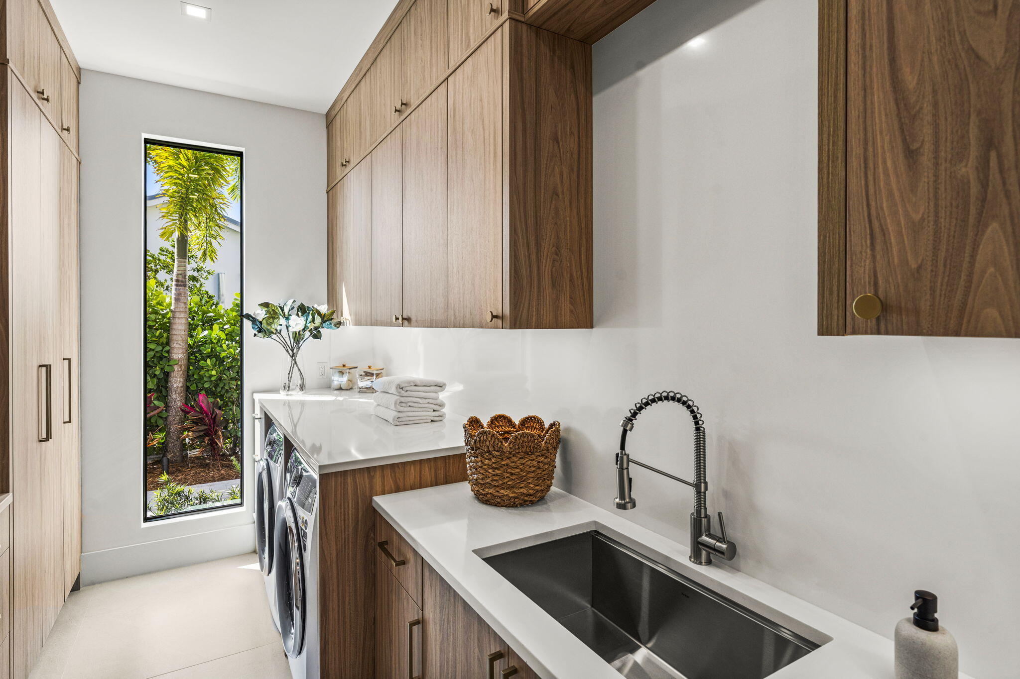 SEVILLE IN - Residential