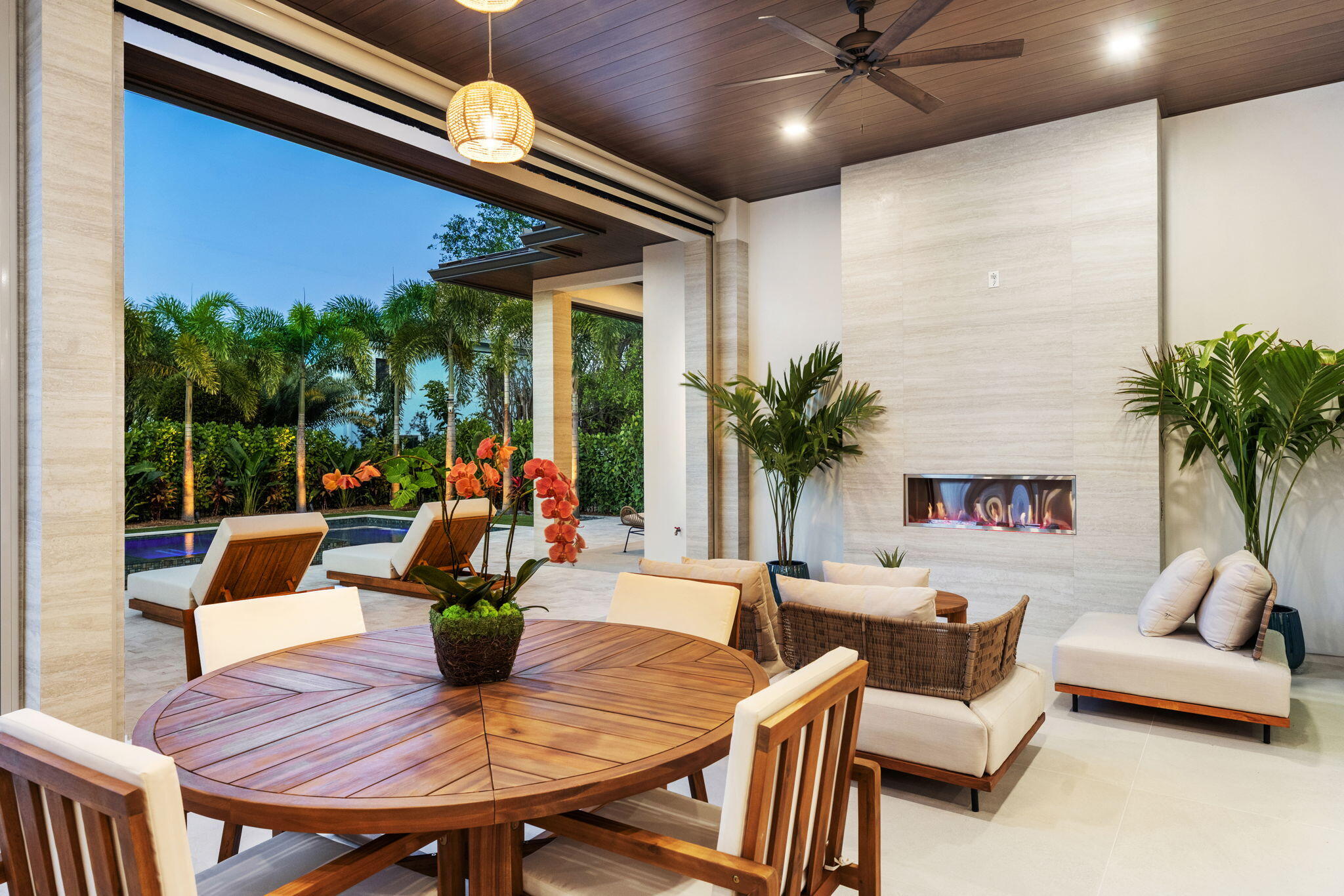 SEVILLE IN - Residential