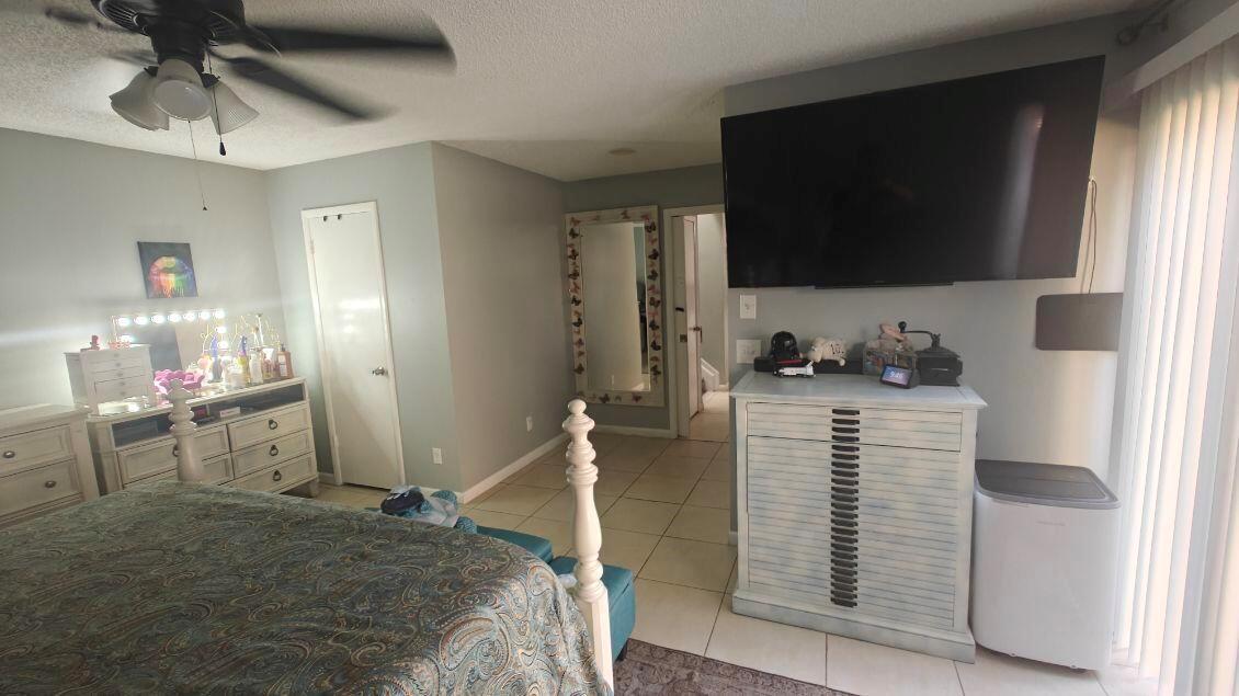 TARPON BAY VILLAS - Residential