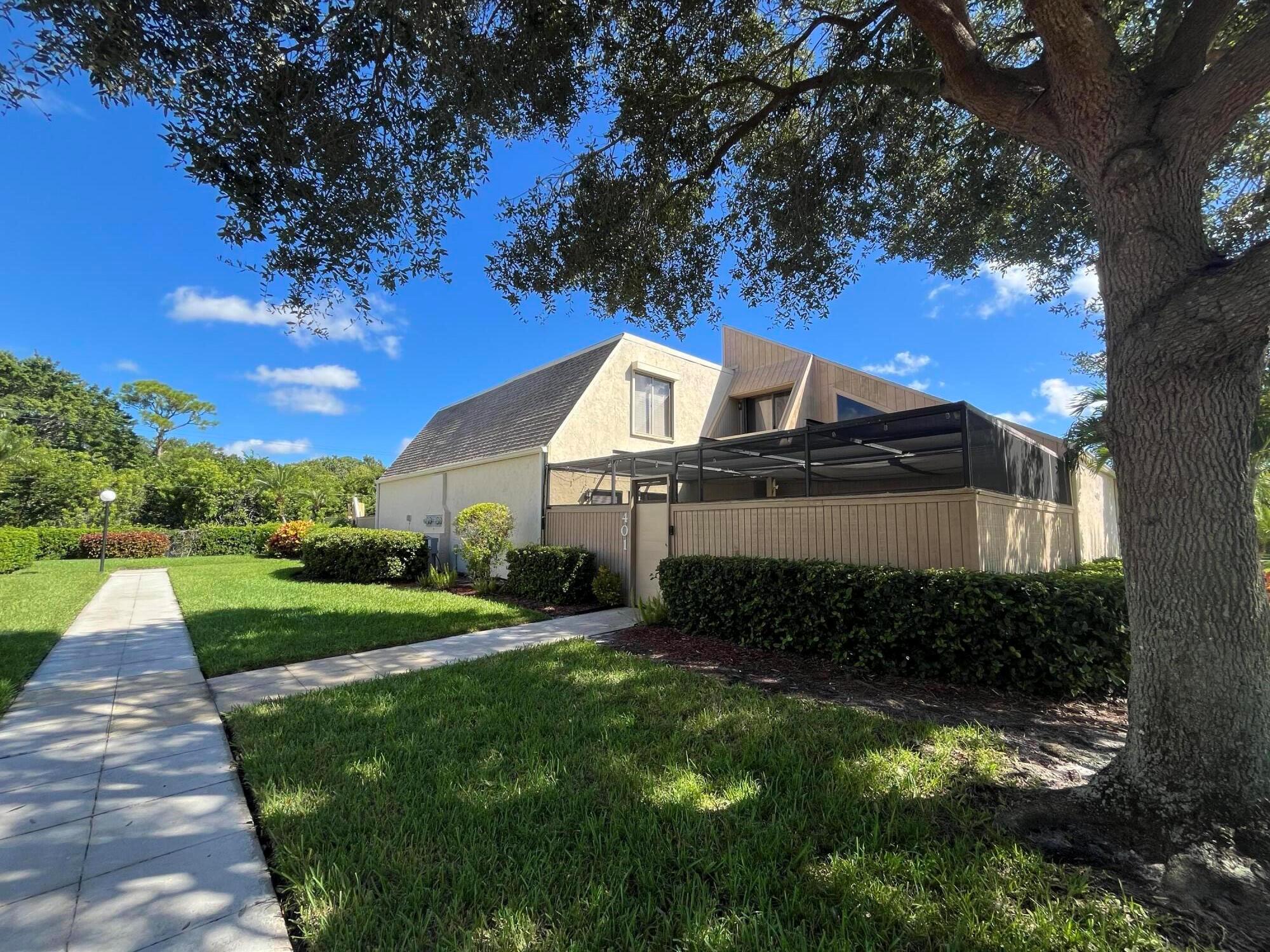 TARPON BAY VILLAS - Residential