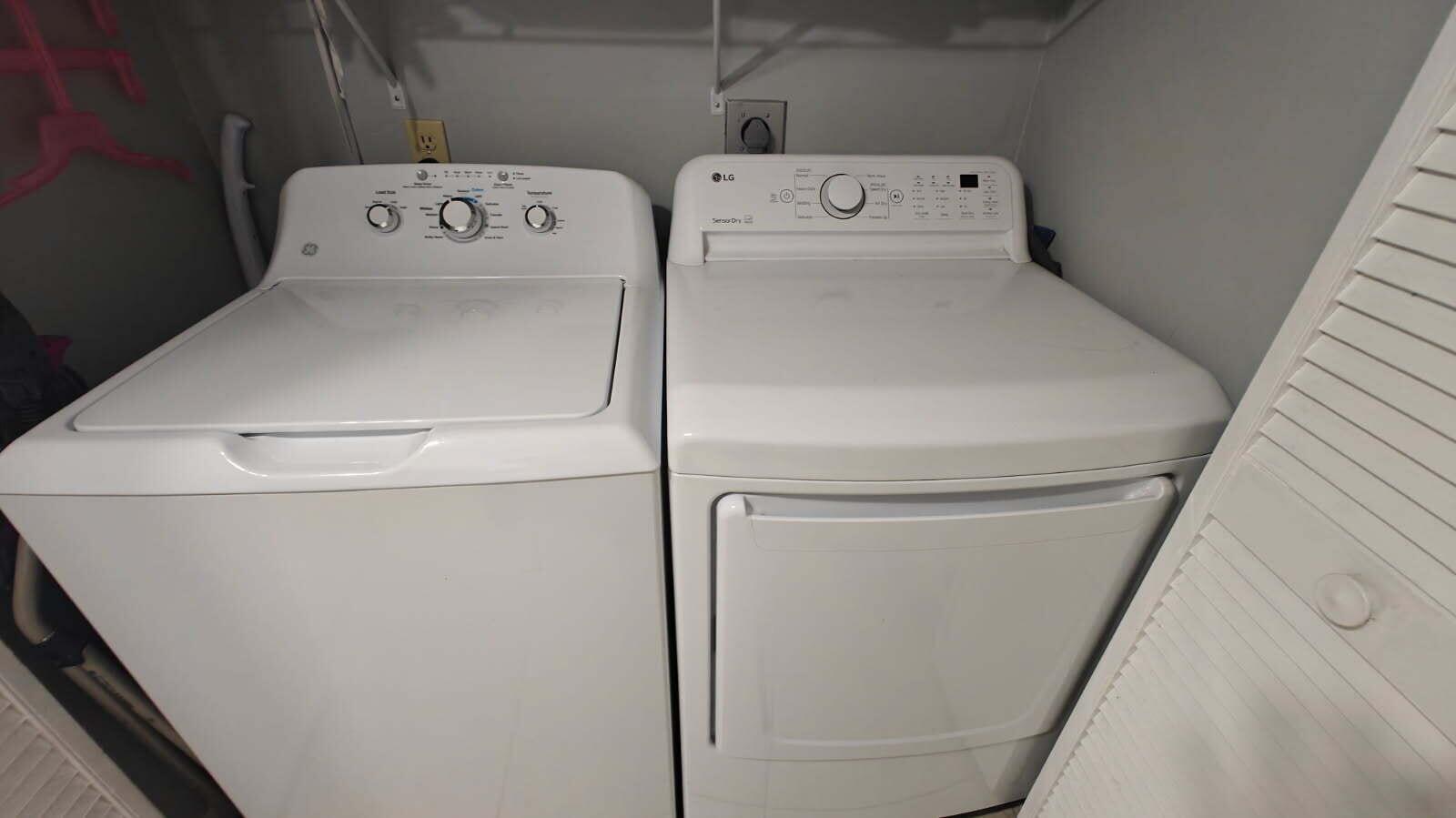 TARPON BAY VILLAS - Residential