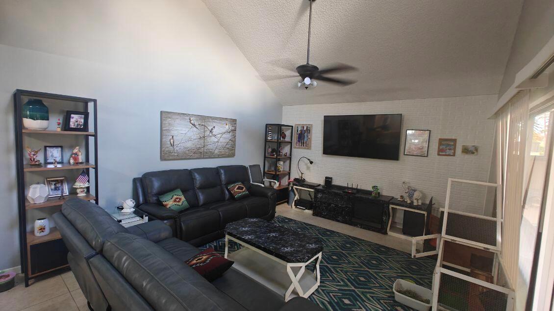 TARPON BAY VILLAS - Residential