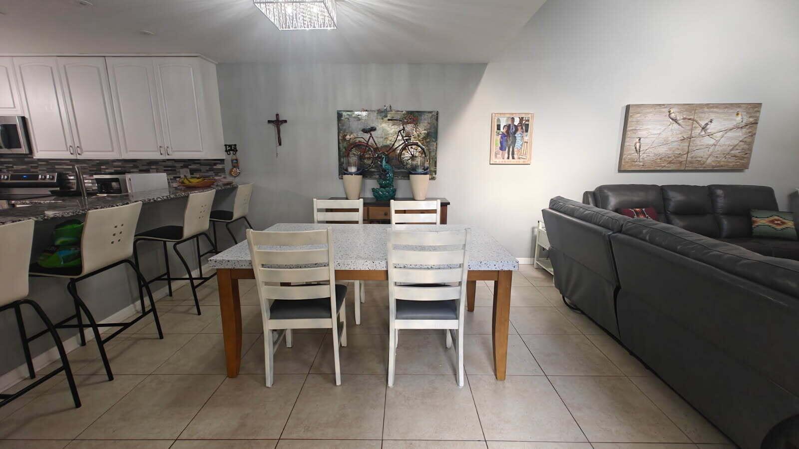 TARPON BAY VILLAS - Residential