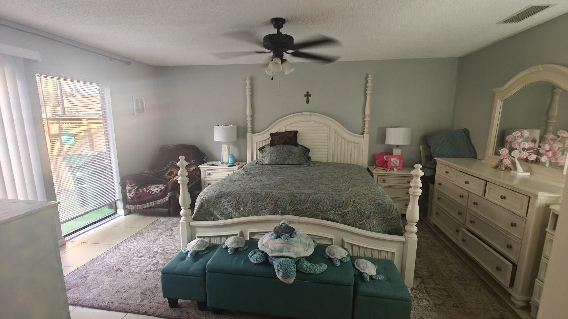 TARPON BAY VILLAS - Residential