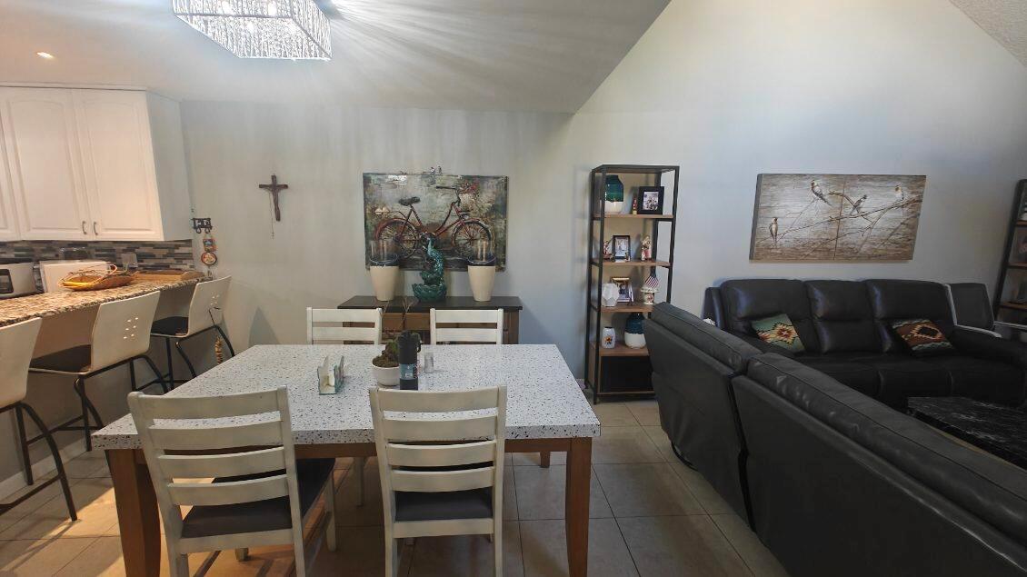 TARPON BAY VILLAS - Residential