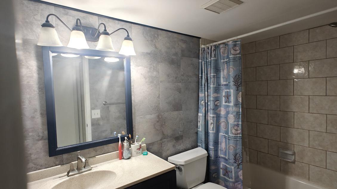 TARPON BAY VILLAS - Residential