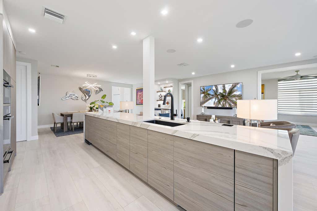 Photo of 301 Captains Way, Jupiter, FL 33477 (MLS # B26052995)