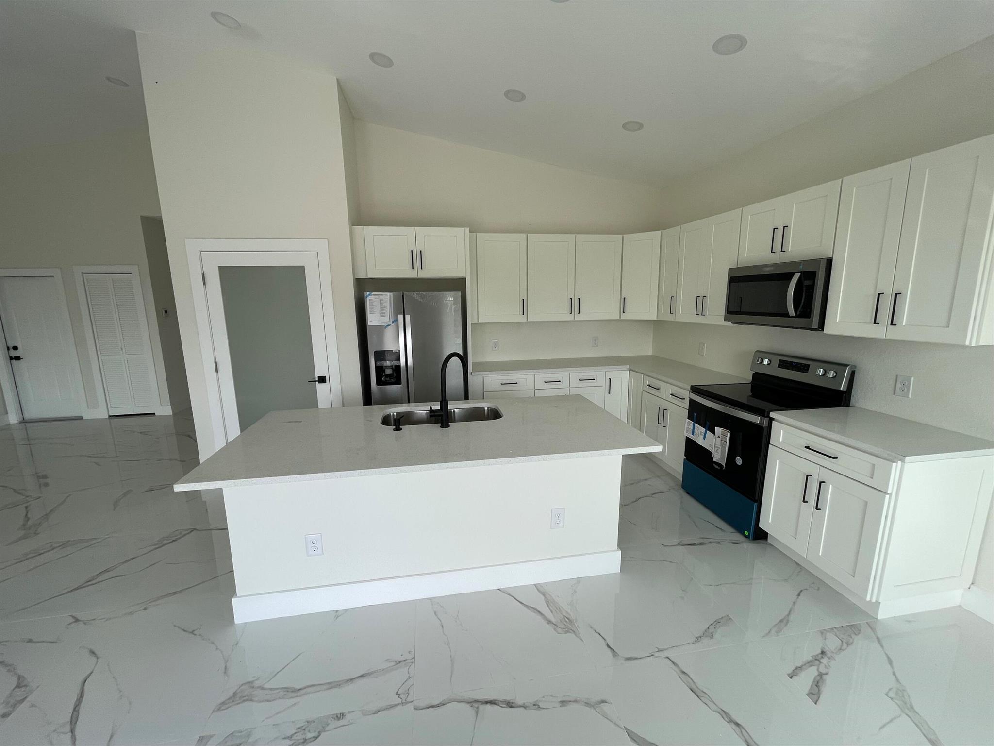 PORT LABELLE UNIT 11 - Residential