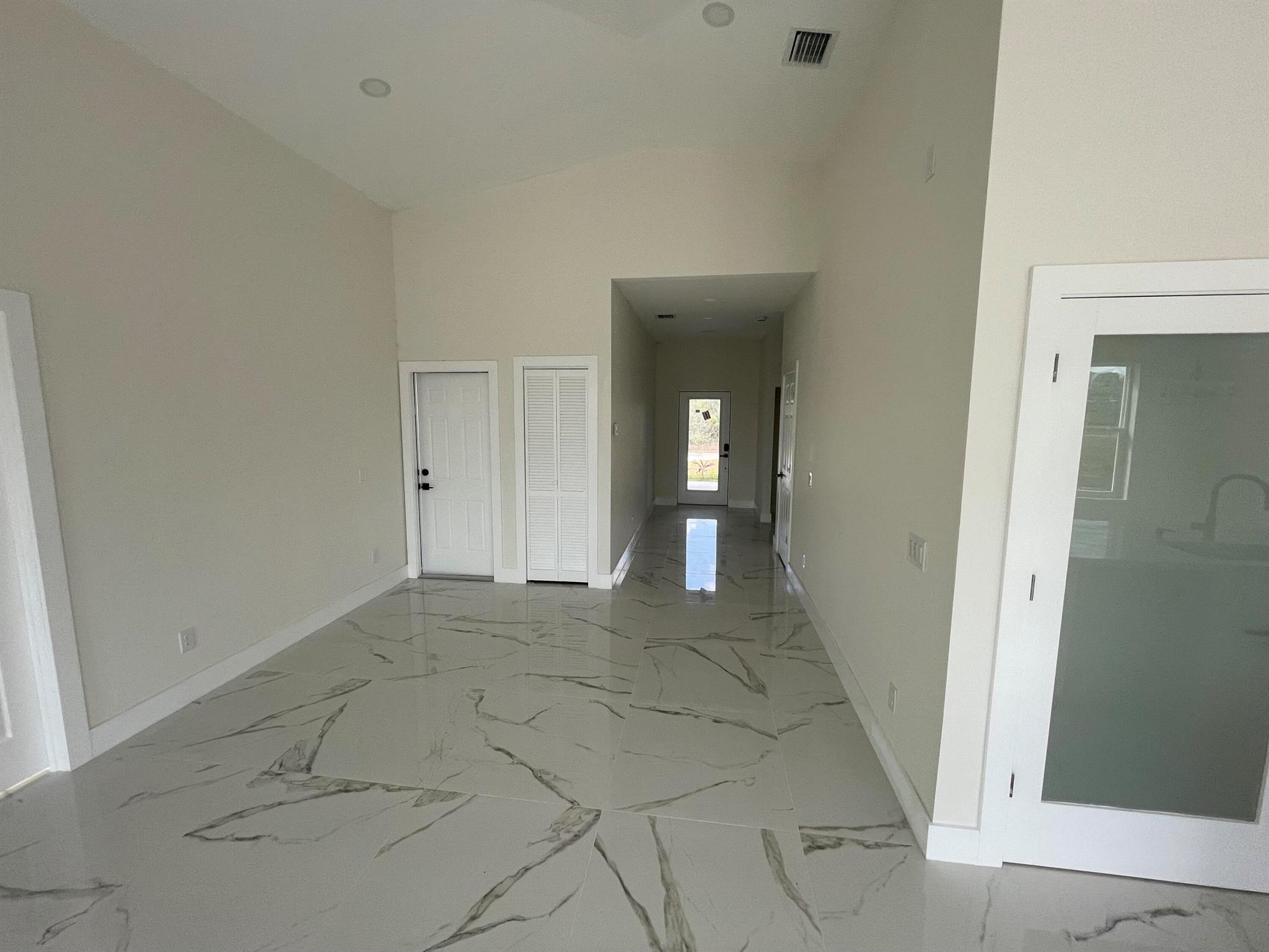 PORT LABELLE UNIT 11 - Residential