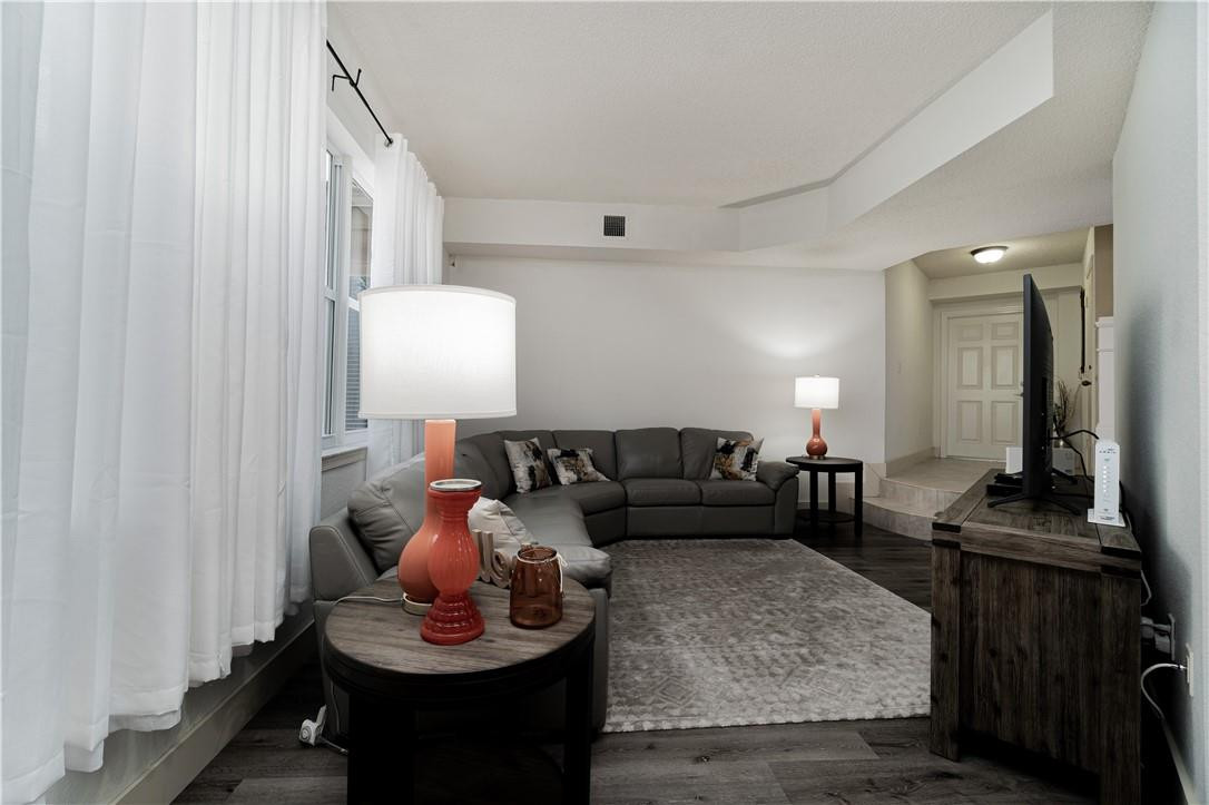 OCEAN WALK VILLAS - Residential