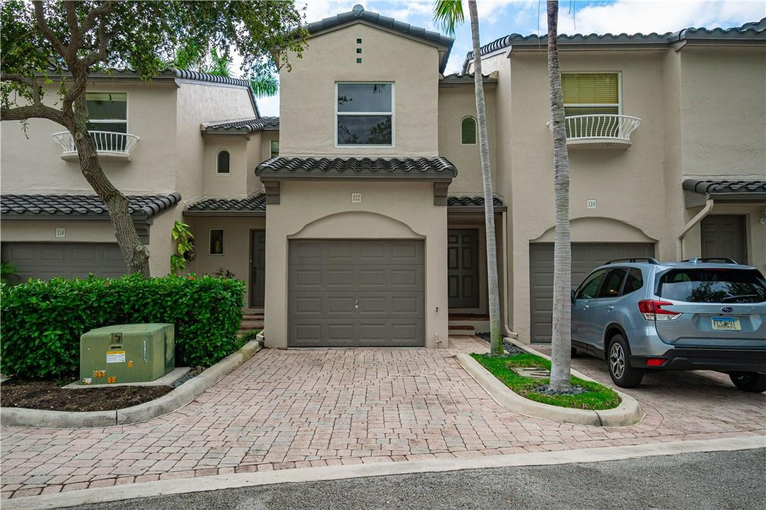 OCEAN WALK VILLAS - Residential