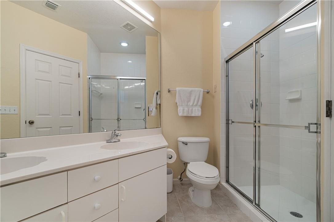 OCEAN WALK VILLAS - Residential