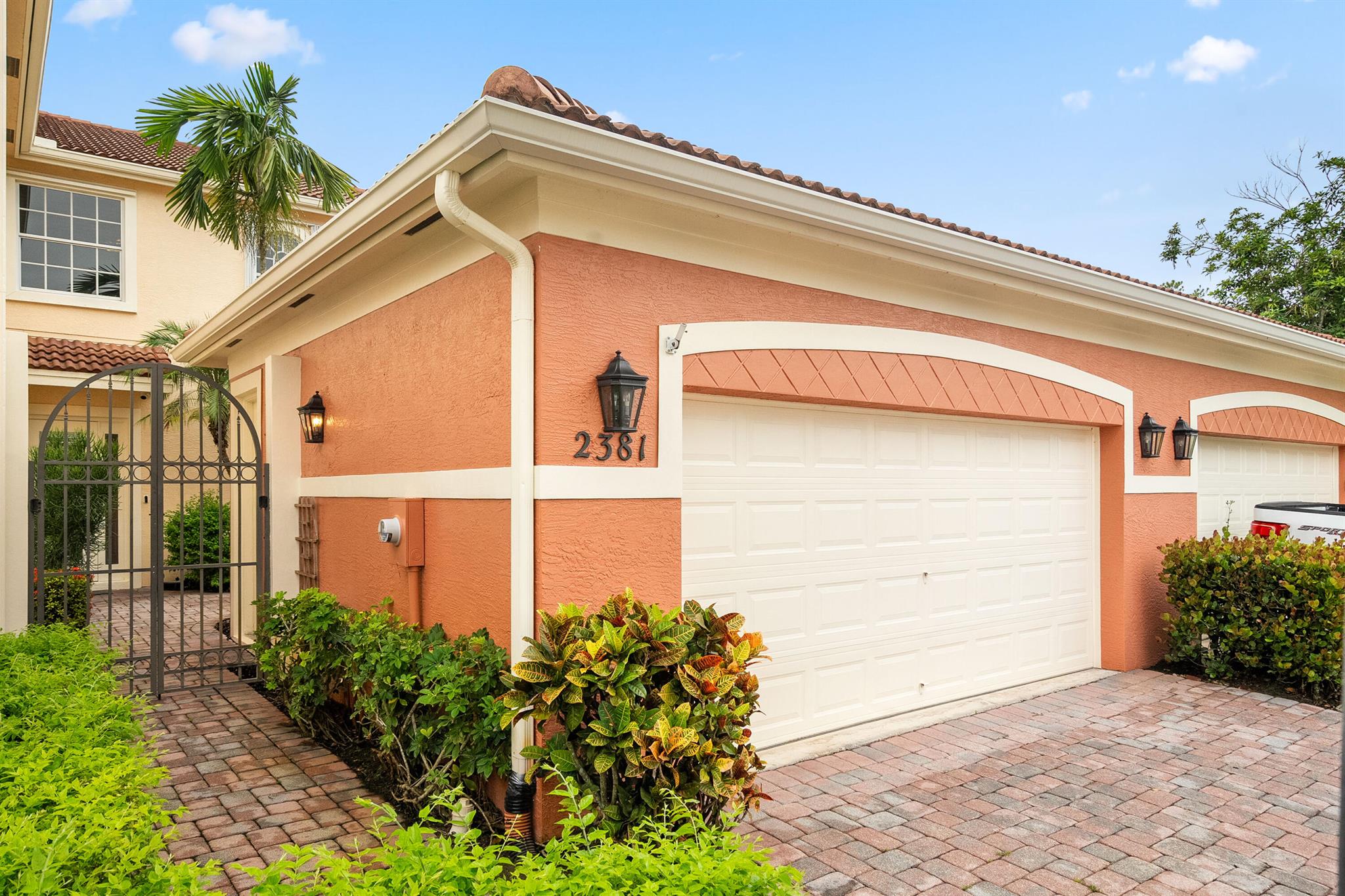 2381 SW Island Creek Trail