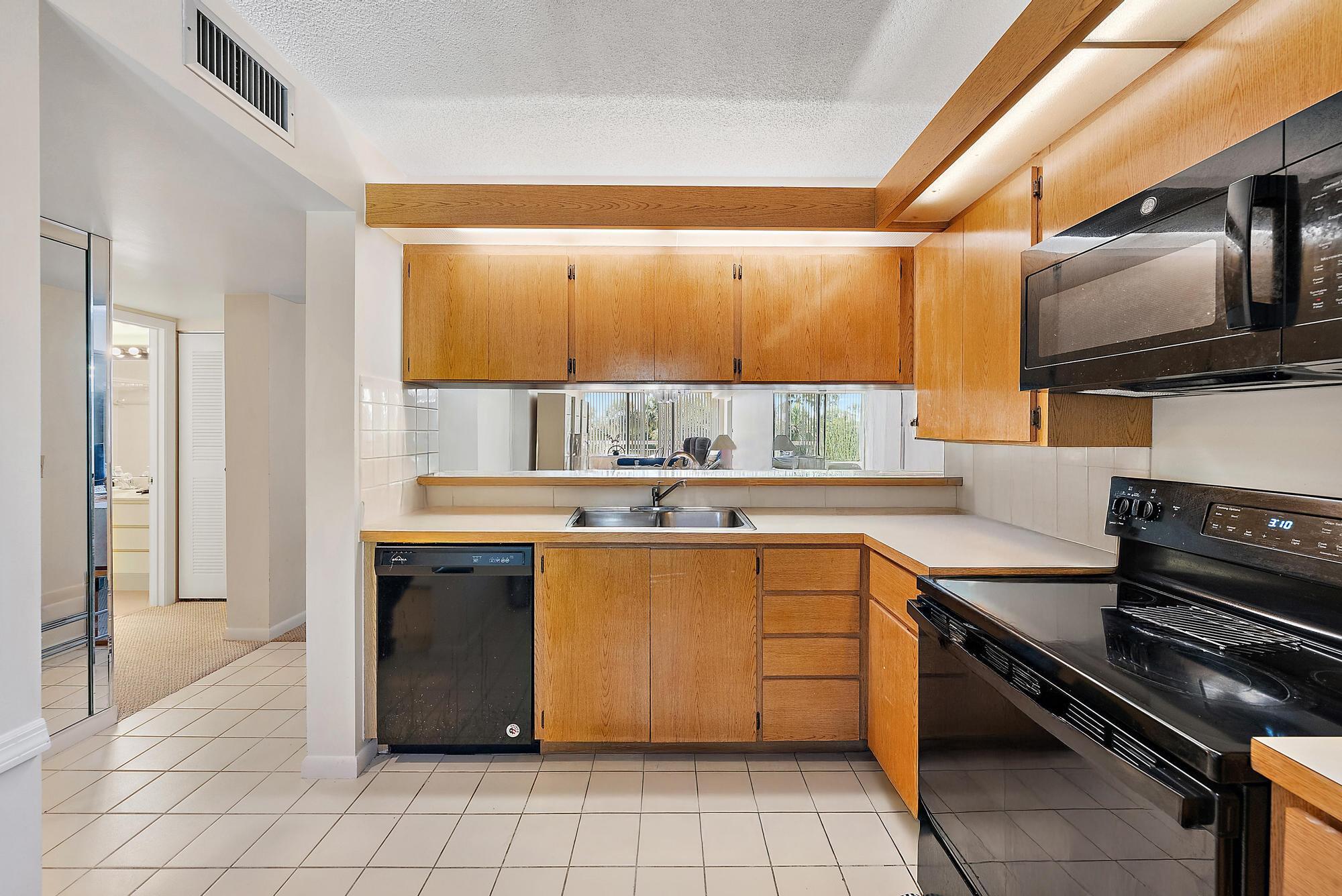 2761 Village Boulevard 303