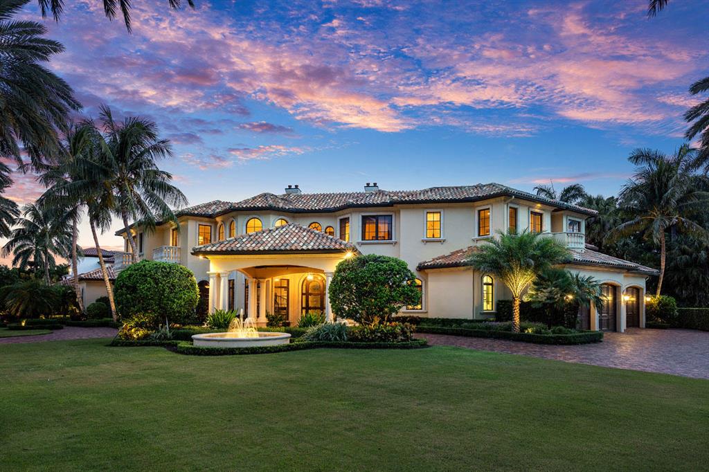 ROYAL PALM YACHT & COUNTRY CLUB - Residential