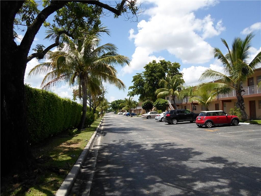 Oriole Gardens - Residential