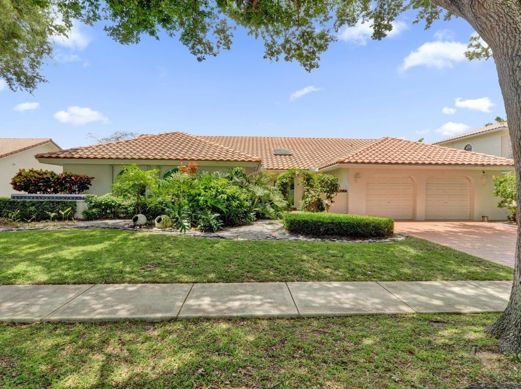 Photo of 2769 NW 27th Terrace, Boca Raton, FL 33434 (MLS # B26027358)